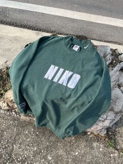 green vintage nike crewneck