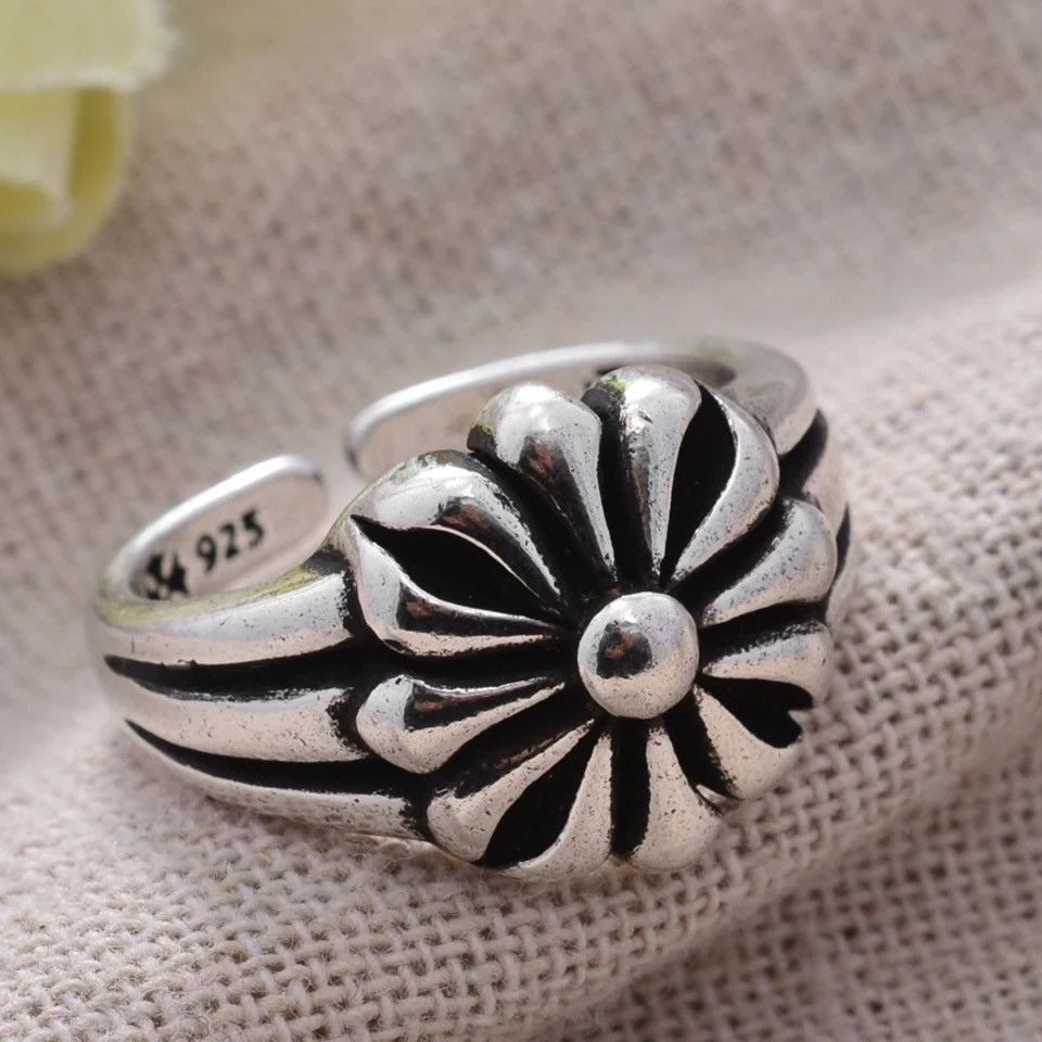 Jewelry × Vintage Elegant Sunflower Sterling Silver Adjustable Ring Size ONE SIZE - 1 Thumbnail
