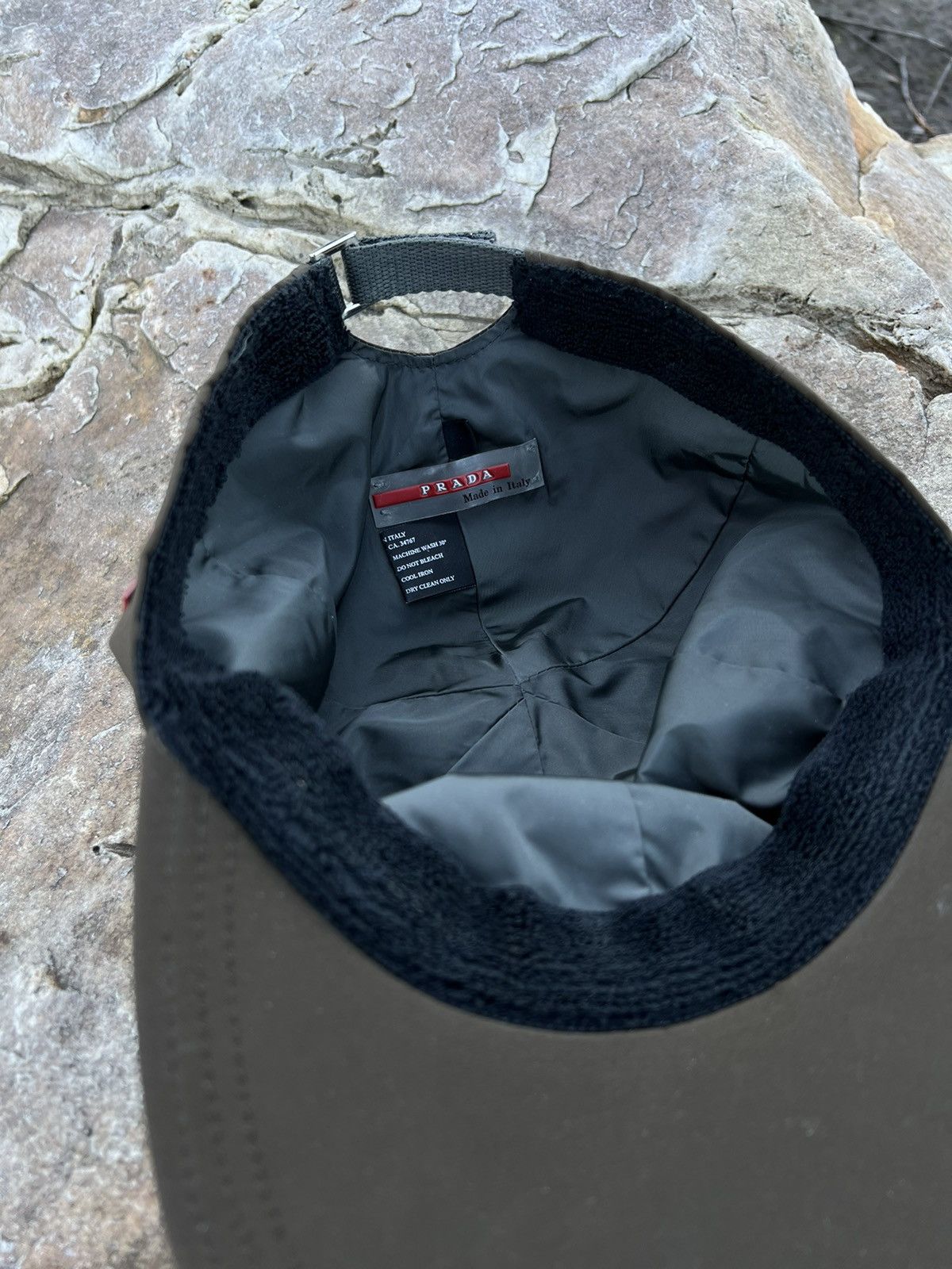 Prada × Vintage •Free shipping• Prada vintage red tab nylon cap OS Size ONE SIZE - 8 Thumbnail