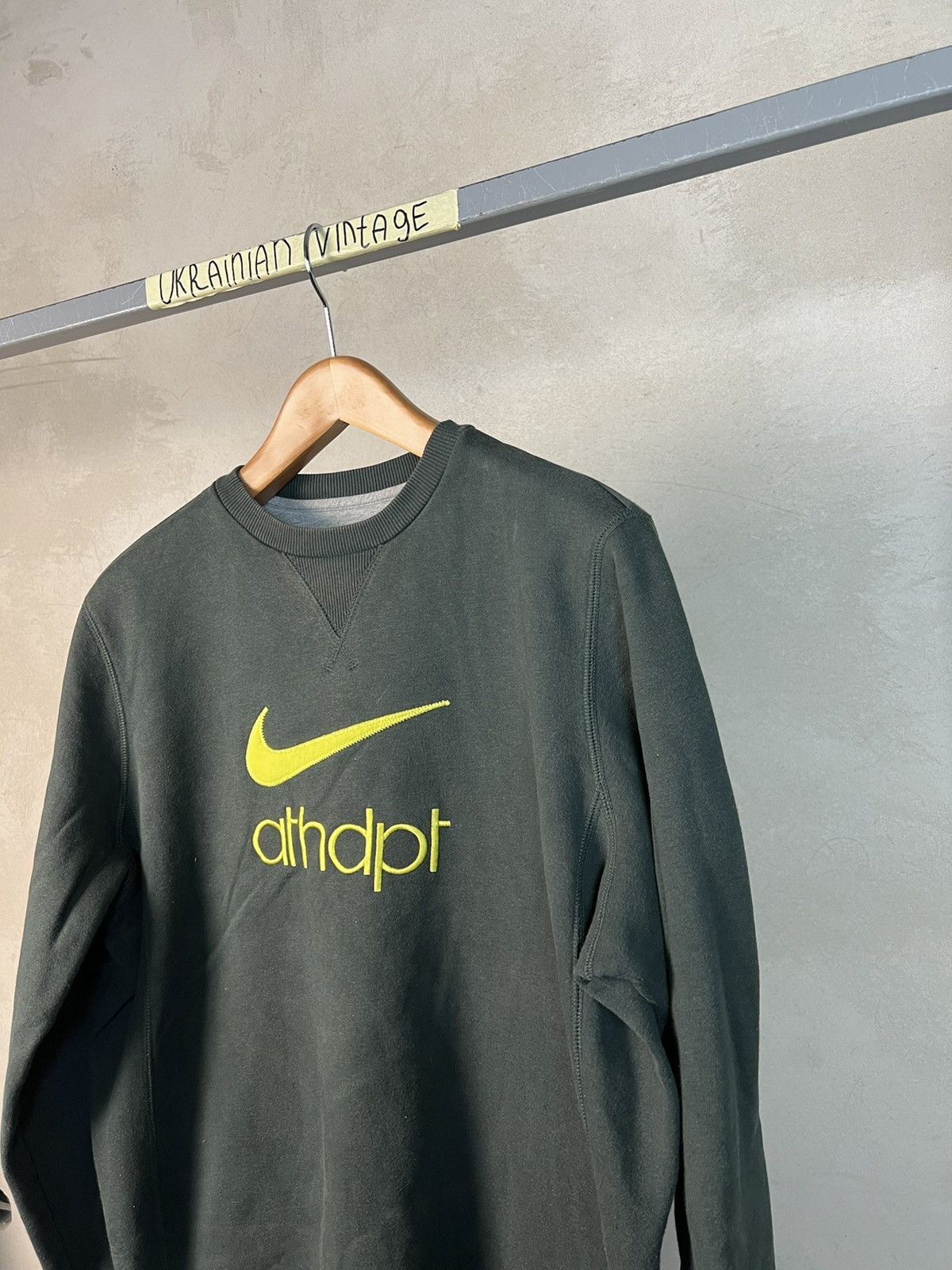 Nike × Vintage Nike Sweatshirt Big Logo Size US L / EU 52-54 / 3 - 3 Thumbnail
