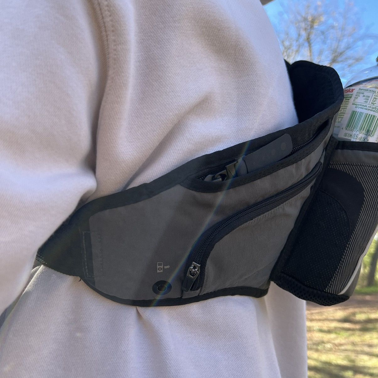 Nike •Free shipping• Nike sling bag/crossbody bag Size ONE SIZE - 8 Thumbnail