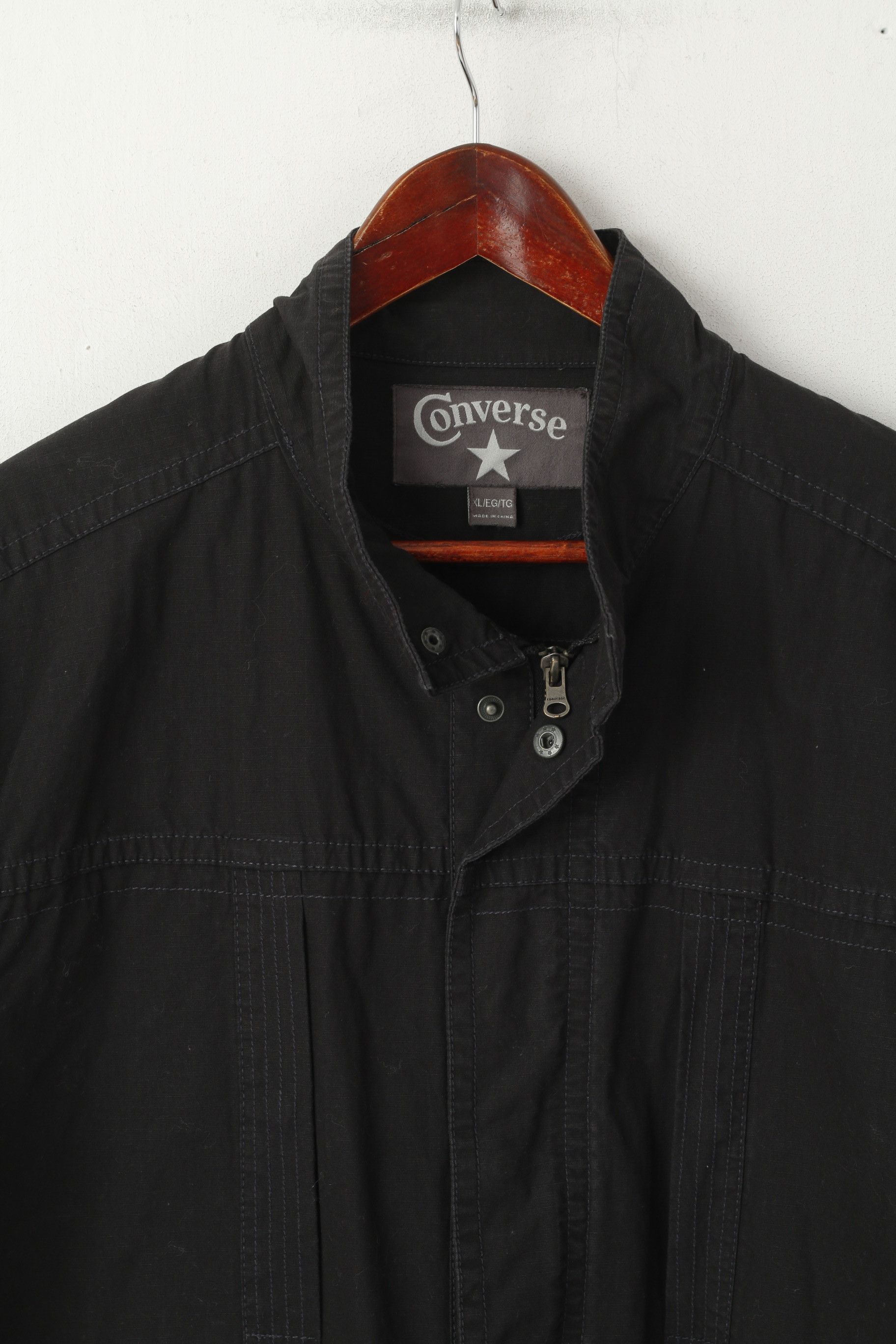 Converse Converse Men XL Jacket Black Cotton Skateboard 2470 Size US XL / EU 56 / 4 - 2 Thumbnail