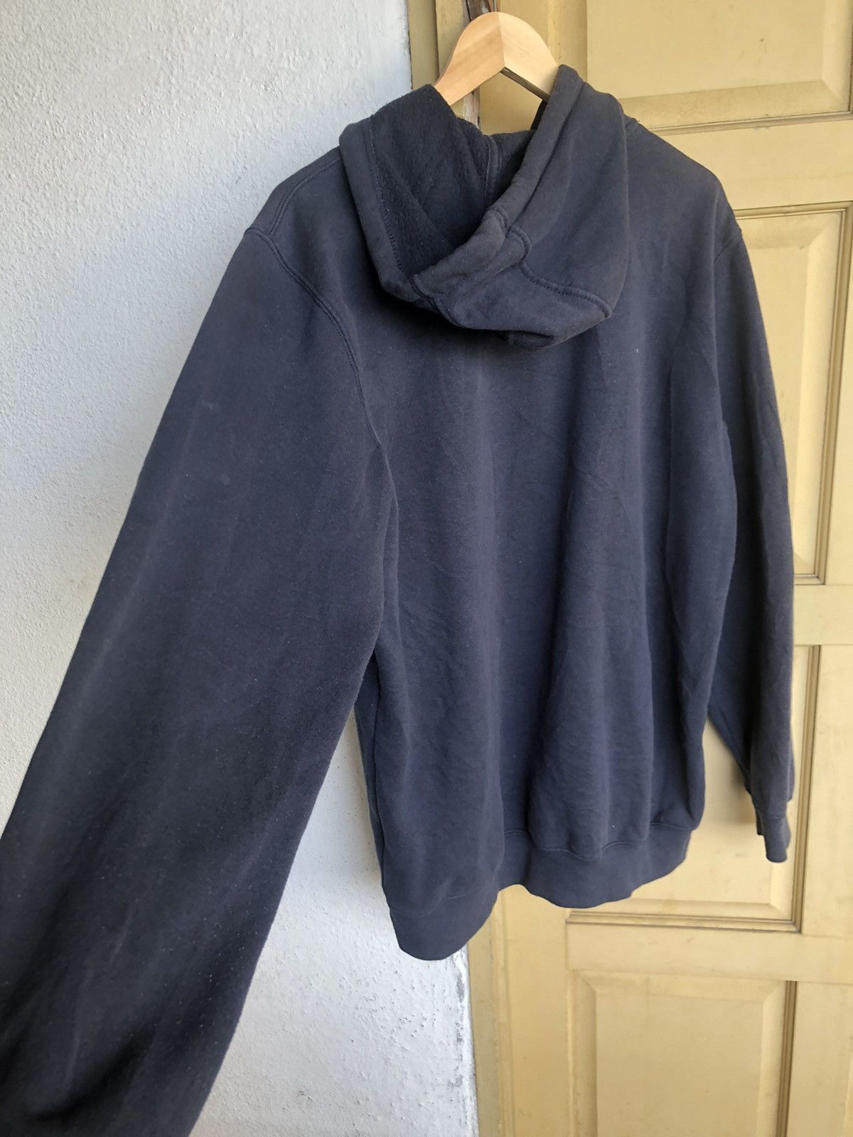 Carhartt Vintage Carhartt Faded Blue Sweatshirt Hoodie Size US M / EU 48-50 / 2 - 12 Thumbnail