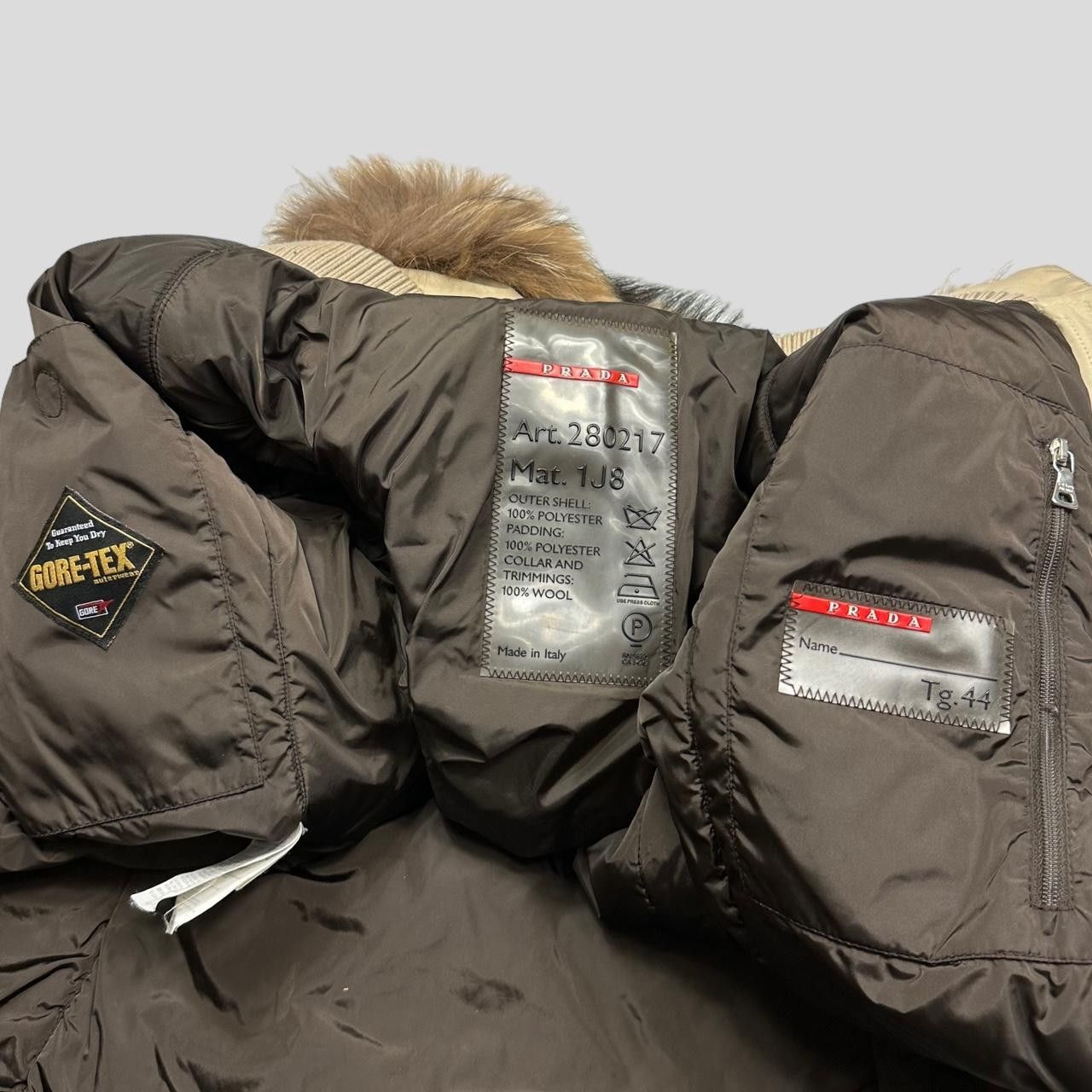 Prada Prada Sport 00’s Goretex Faux Fur Ski Jacket + Belt Bag Size L / US 10 / IT 46 - 3 Thumbnail