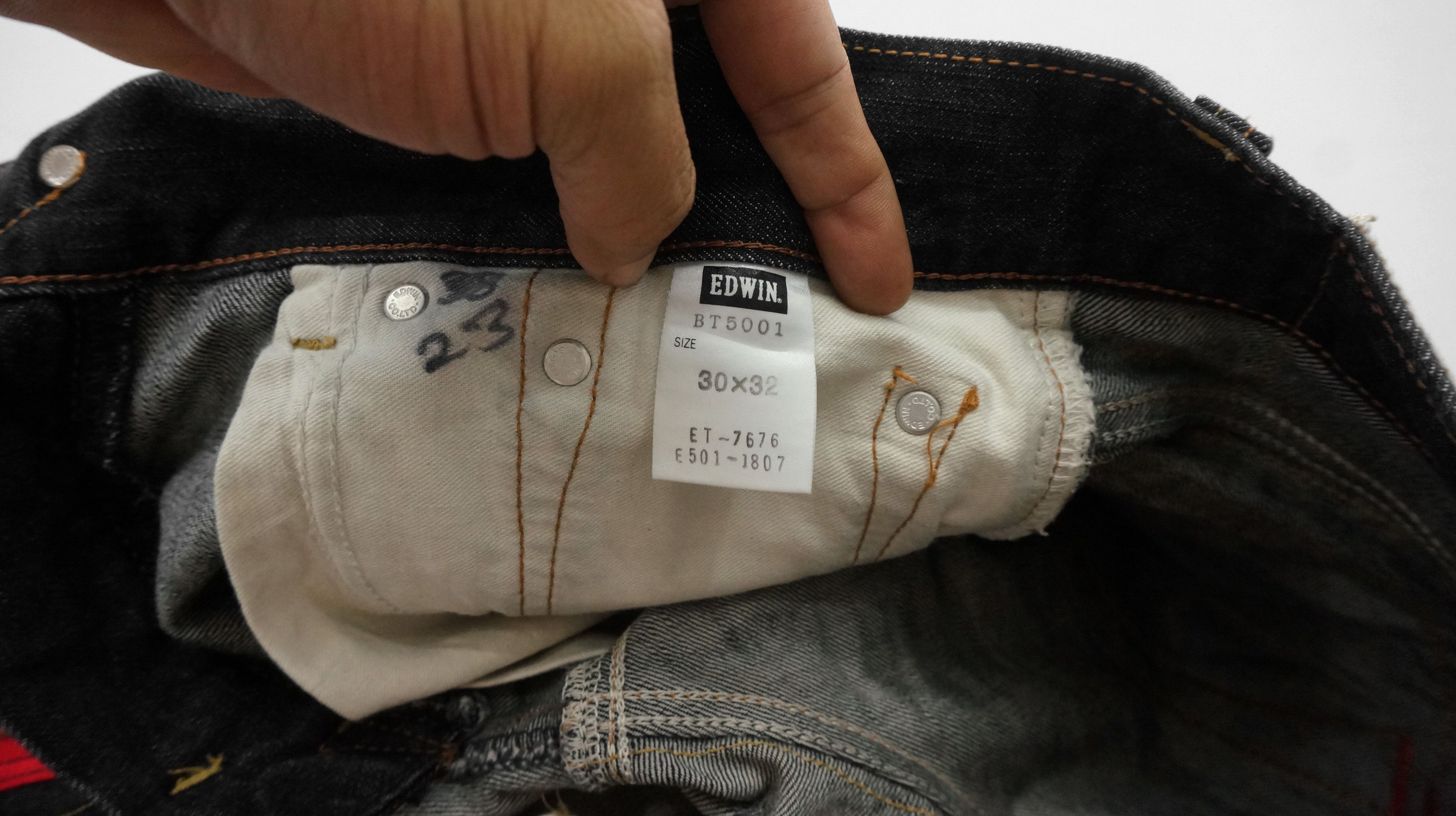 Edwin 🔥🔥 VINTAGE EDWIN MADE IN JAPAN 503 FLARED JEANS Size US 32 / EU 48 - 12 Thumbnail