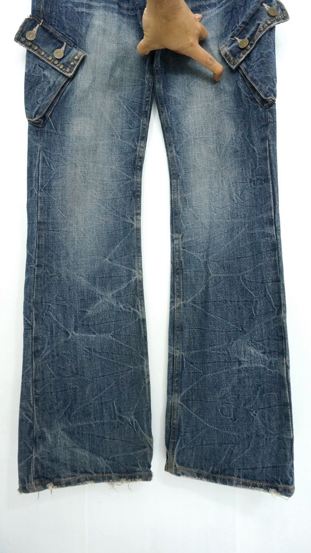 Japanese Brand 🎌Vtg DAILY NEWS Japan Distressed Skinny Flared Cargo Jeans Size US 32 / EU 48 - 8 Thumbnail