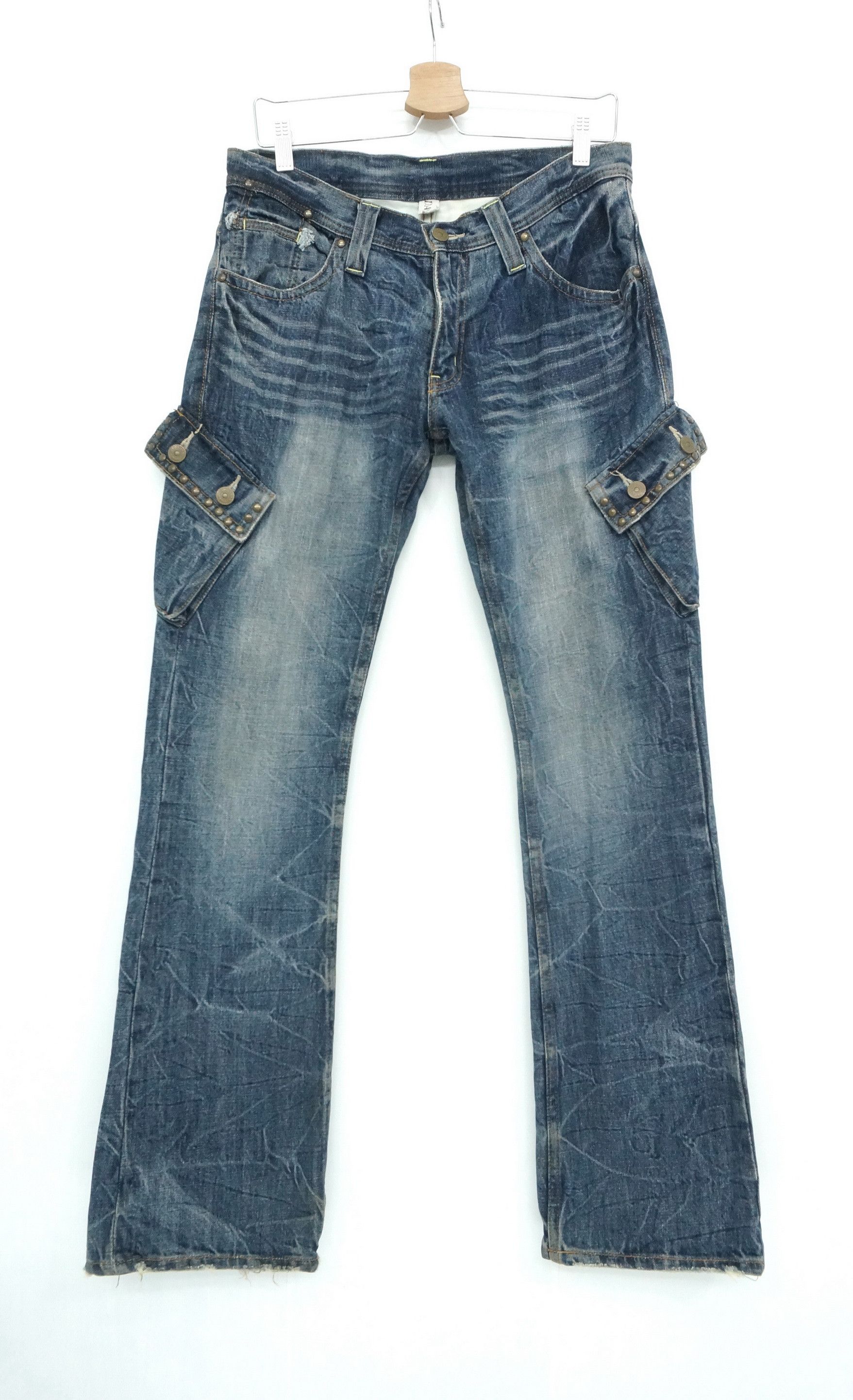 Japanese Brand 🎌Vtg DAILY NEWS Japan Distressed Skinny Flared Cargo Jeans Size US 32 / EU 48 - 2 Thumbnail