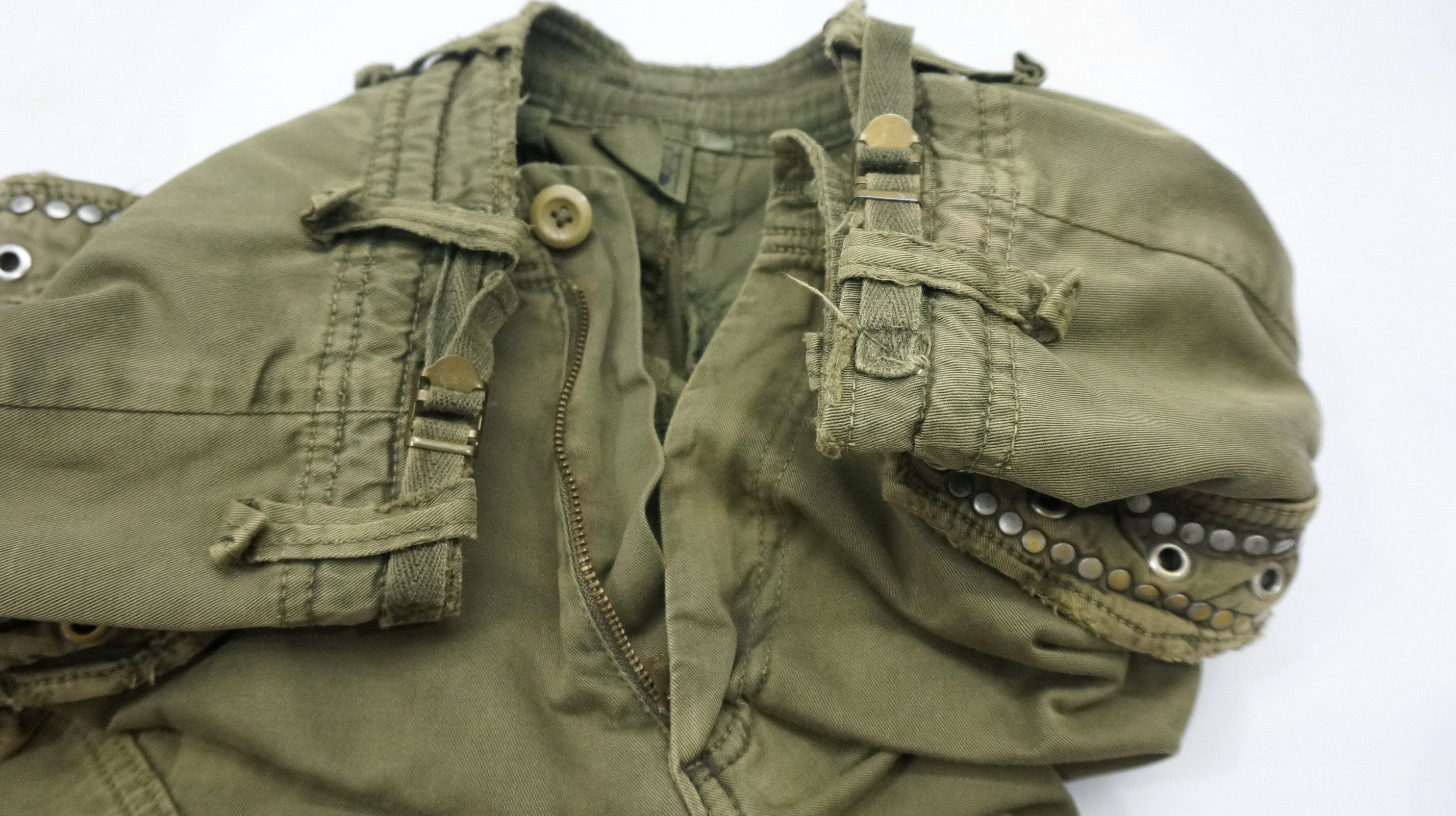 Japanese Brand VTG 🔥 MANGROVE Japan Distressed Studded Bondage Cargo Pant Size US 34 / EU 50 - 23 Thumbnail