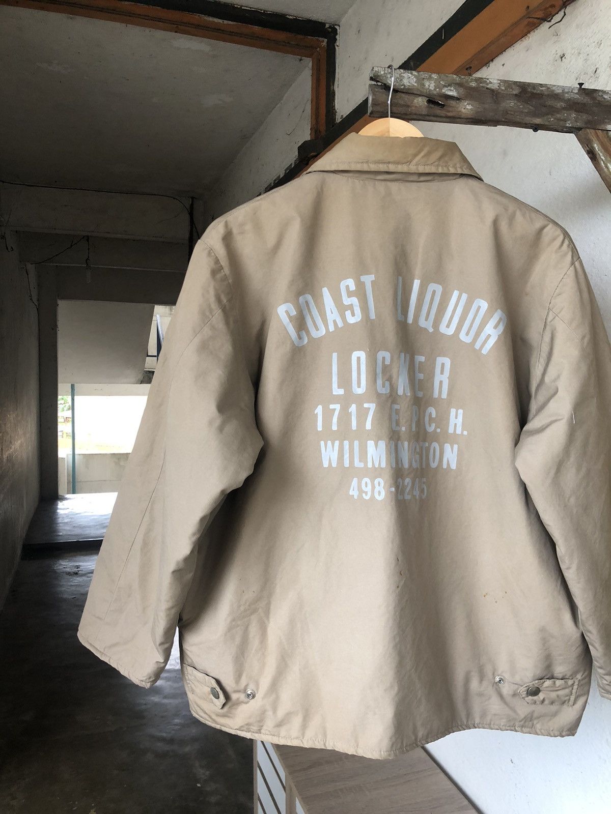 45rpm Vintage 90s 45rpm Coast Liquor Locker Distressed Jackets Size US L / EU 52-54 / 3 - 16 Thumbnail