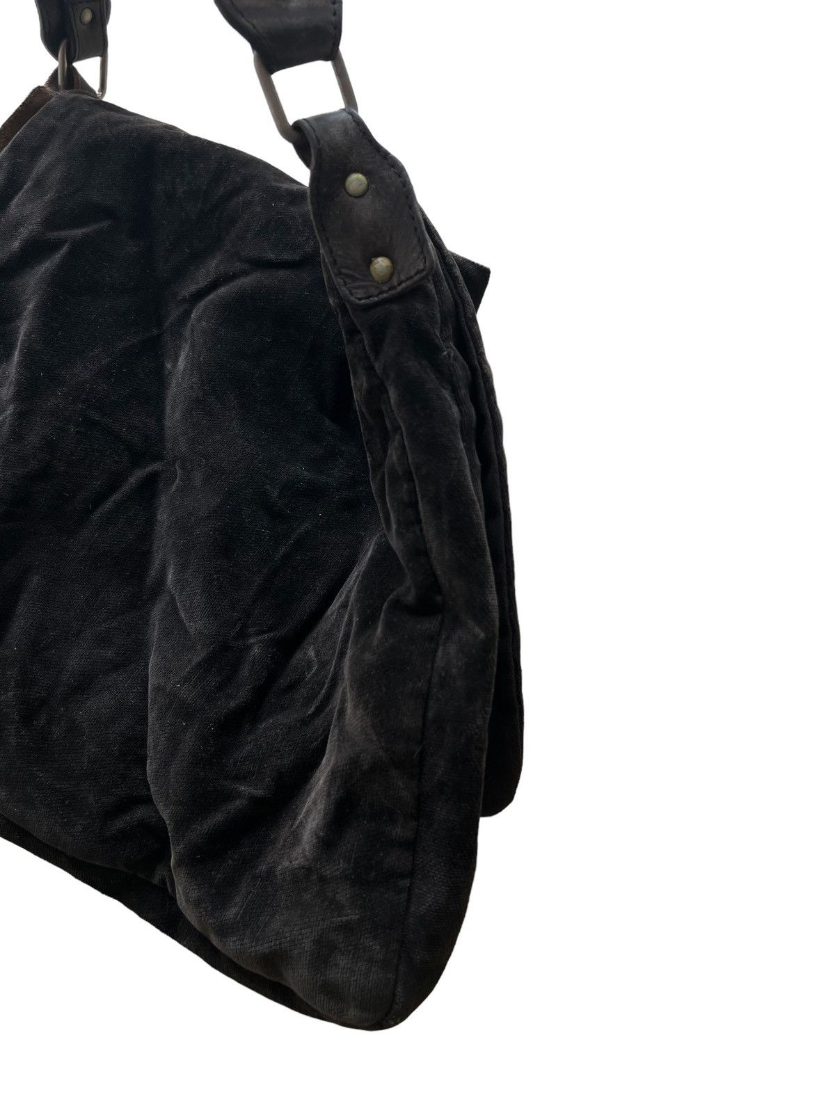 A.P.C. GRAIL🔥90s APC 🇫🇷 Velour Leather Strap Sling CrossBody Bag Size ONE SIZE - 4 Thumbnail