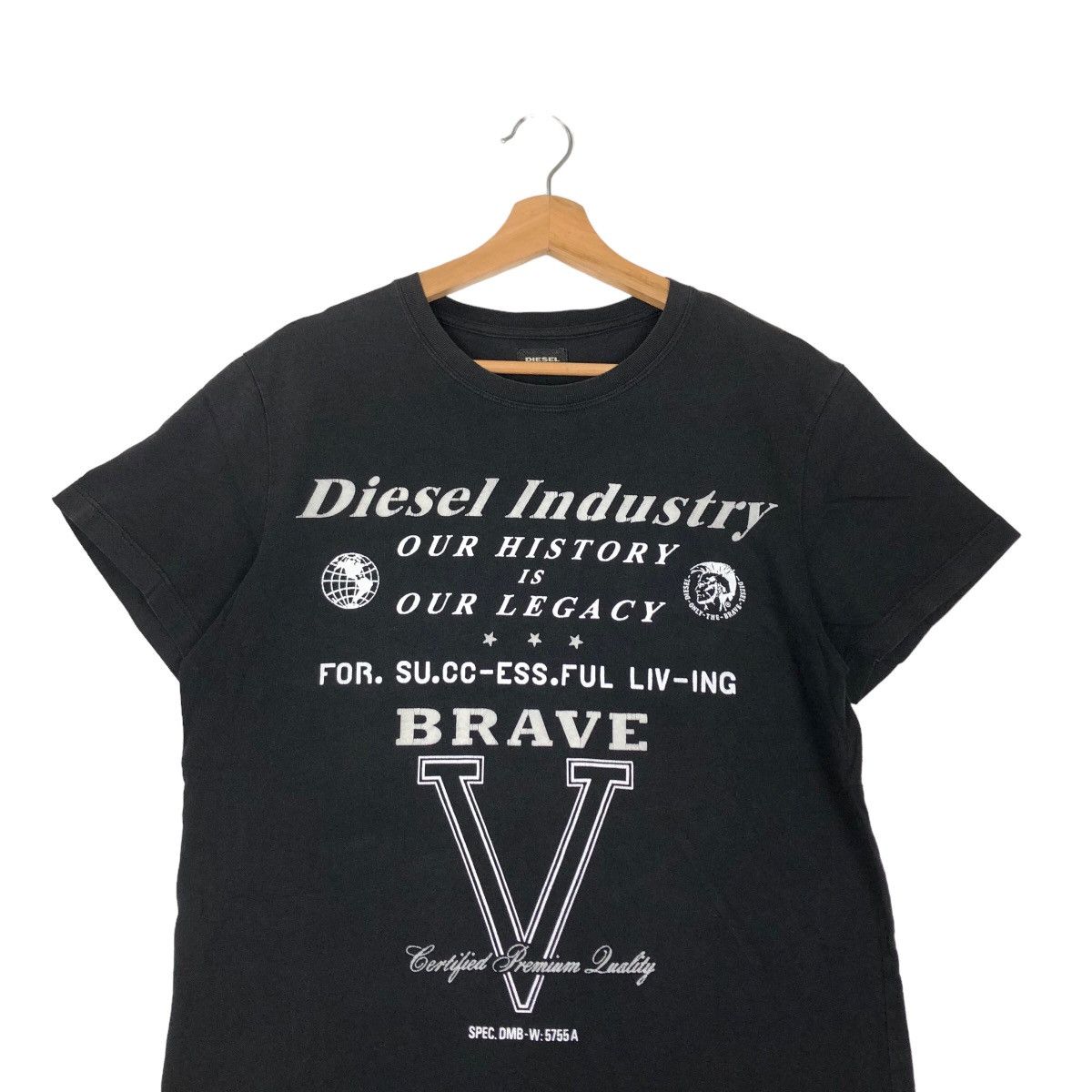 Japanese Brand VINTAGE DIESEL TEE BIG LOGO BLACK ICONIC PUNK DESIGN Size US M / EU 48-50 / 2 - 2 Thumbnail