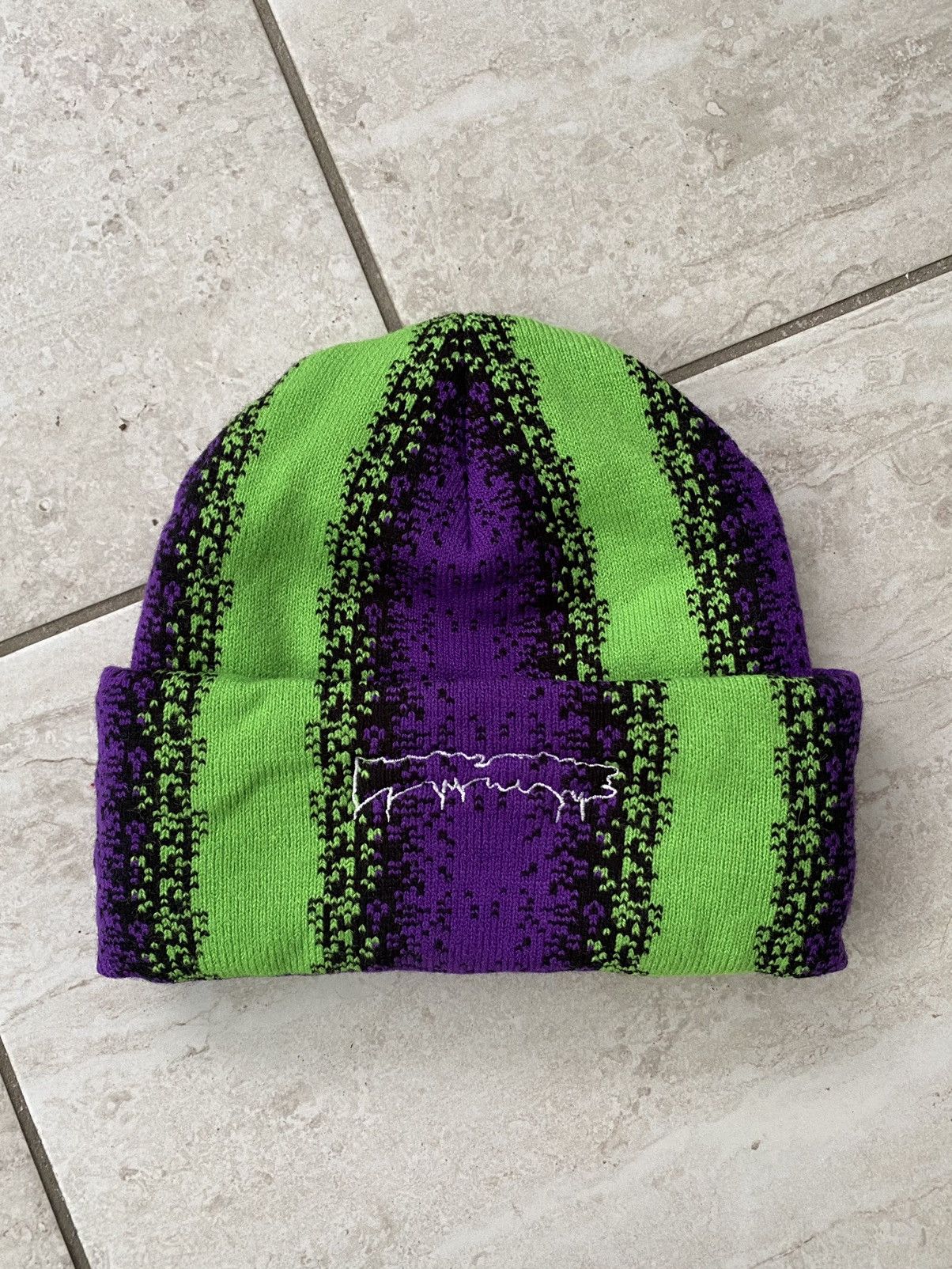 Stamp Cuff Beanie Hat In Black