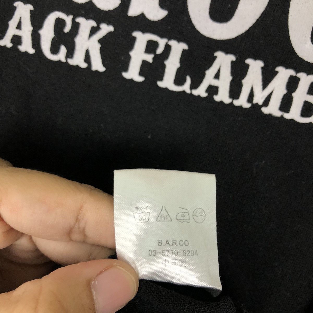 Japanese Brand VINTAGE BIG LOGO BLACK FLAME THE ROOT TEE INSPIRE RAFFSIMONS Size US M / EU 48-50 / 2 - 10 Thumbnail