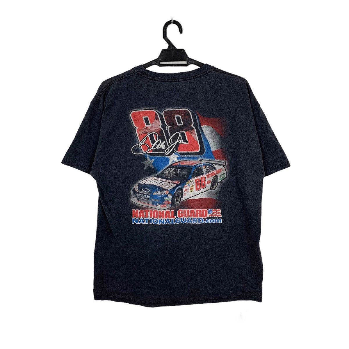 Vintage Vintage Sunfaded Hendrick Motorsports Dale Jr Tshirt Size US L / EU 52-54 / 3 - 1 Thumbnail