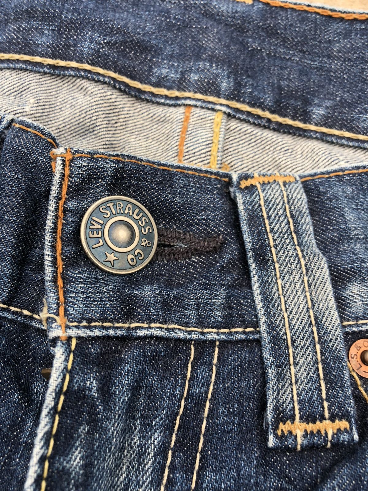 Levi's Levi’s White tag Lot 702 distressed size 30 Size US 30 / EU 46 - 5 Thumbnail