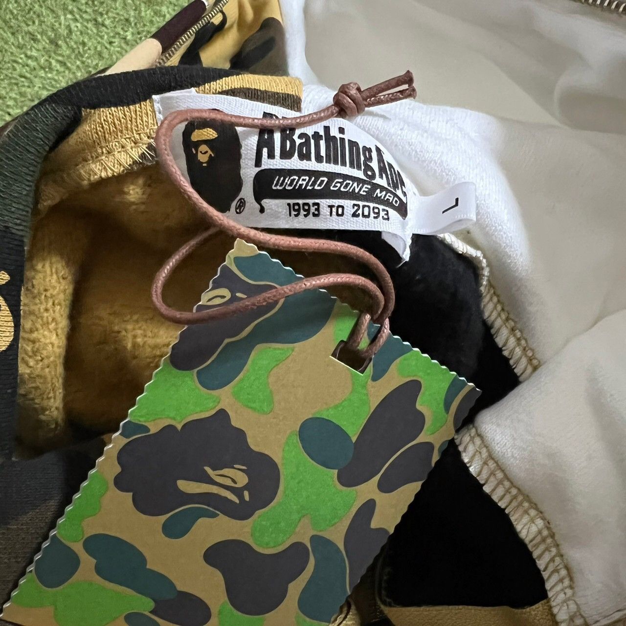 Bape BAPE shark/panda full zip hoodie 1st Camo black white Size US L / EU 52-54 / 3 - 5 Thumbnail