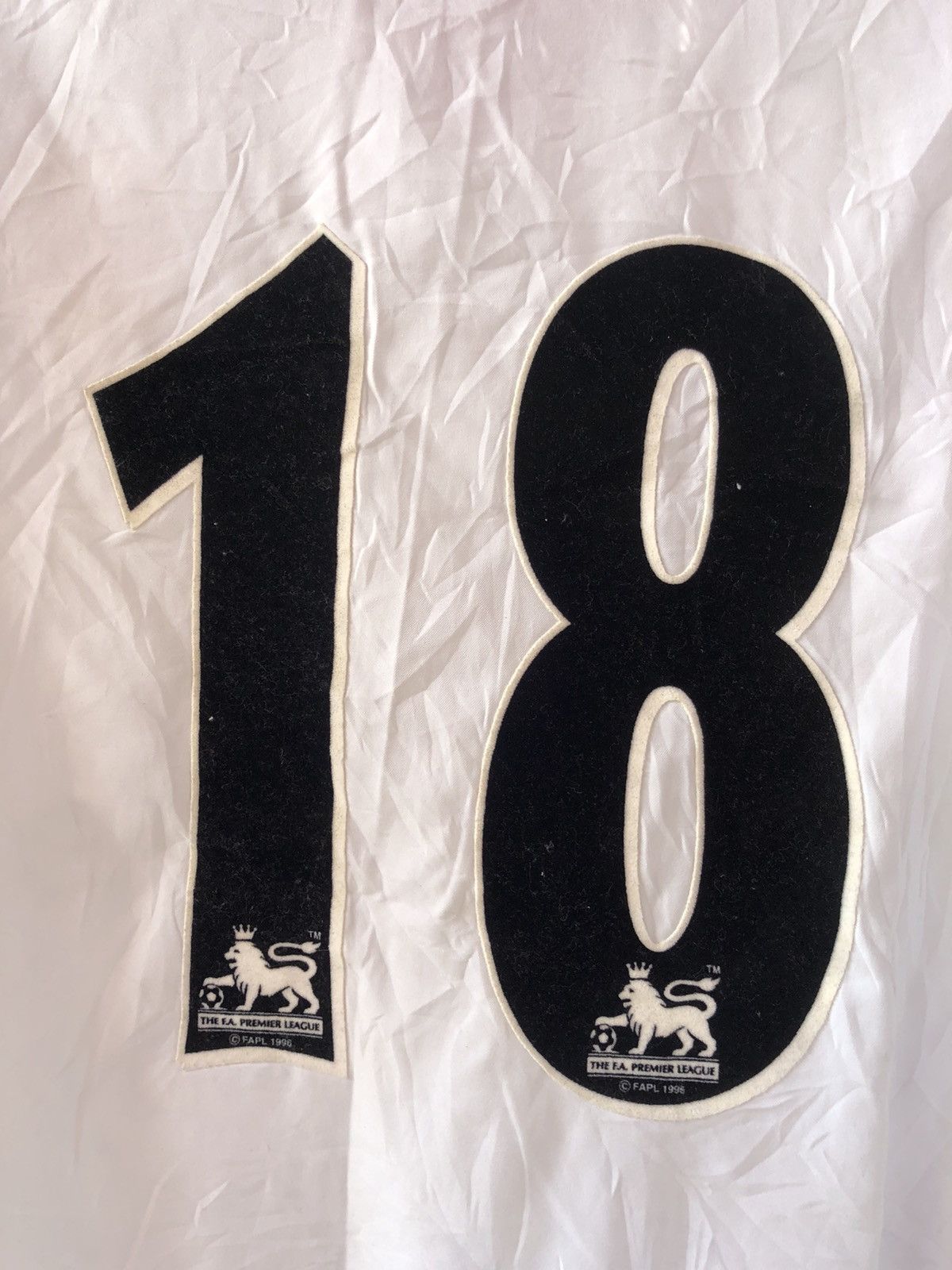 Nike Vintage 90s Manchester United FA Cup 1996 number 18 Size US M / EU 48-50 / 2 - 5 Thumbnail