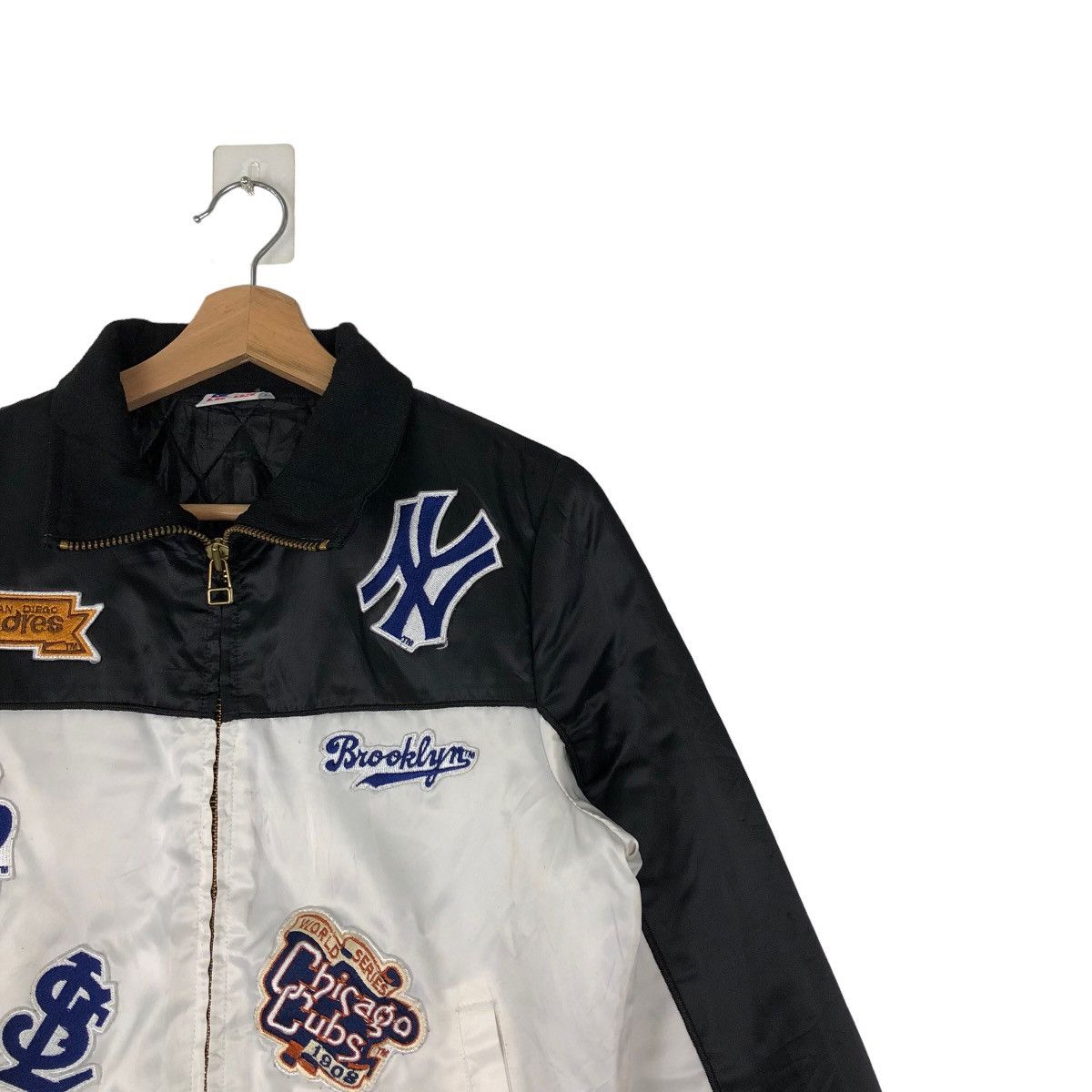 Japanese Brand VINTAGE VARSITY JACKET SOFT LEATHER NY YANKEES EMBROIDERED Size US S / EU 44-46 / 1 - 5 Thumbnail