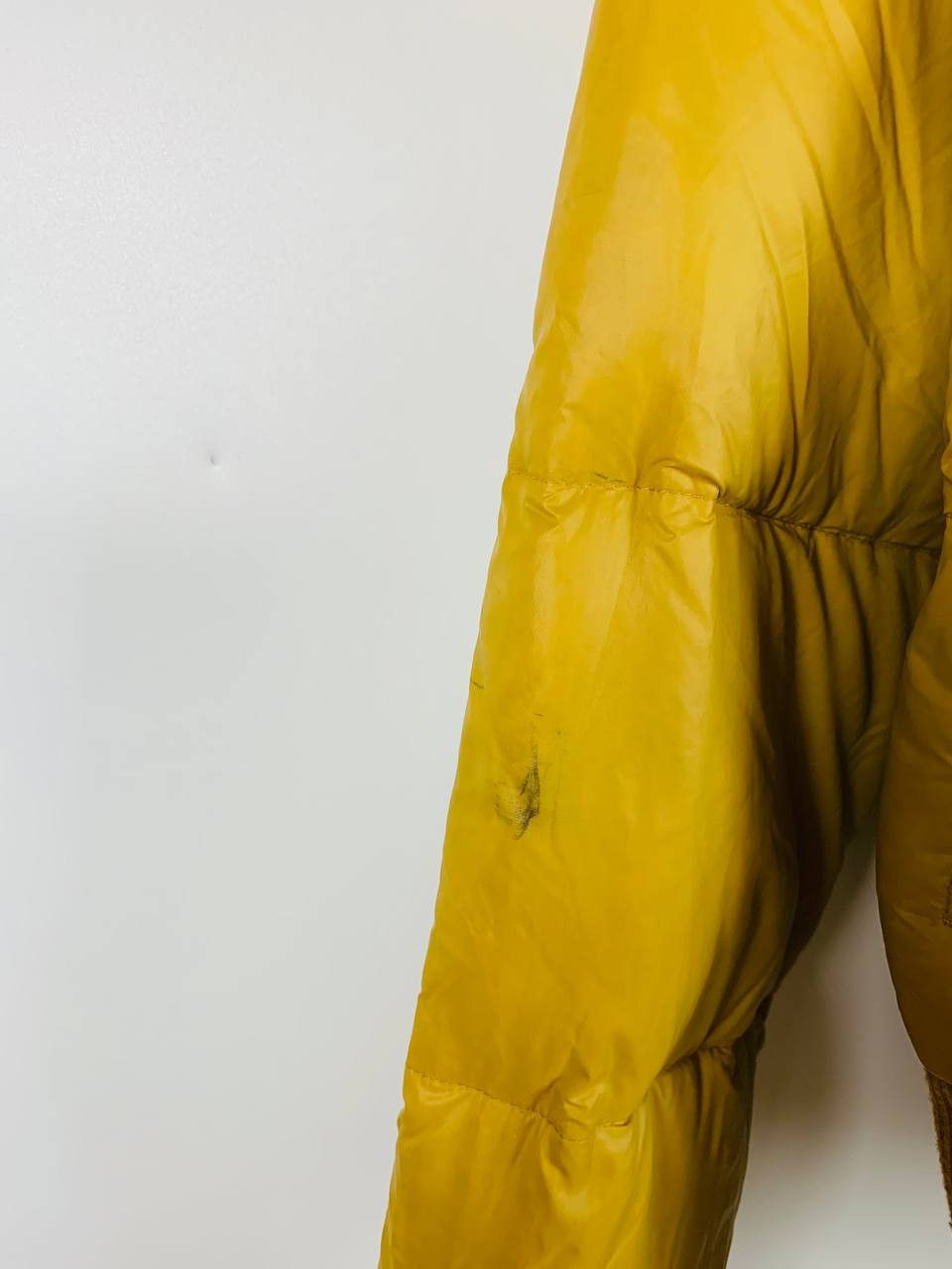 Nike Nike vintage Down Jacket yellow XXS Size US XXS / EU 40 - 6 Thumbnail