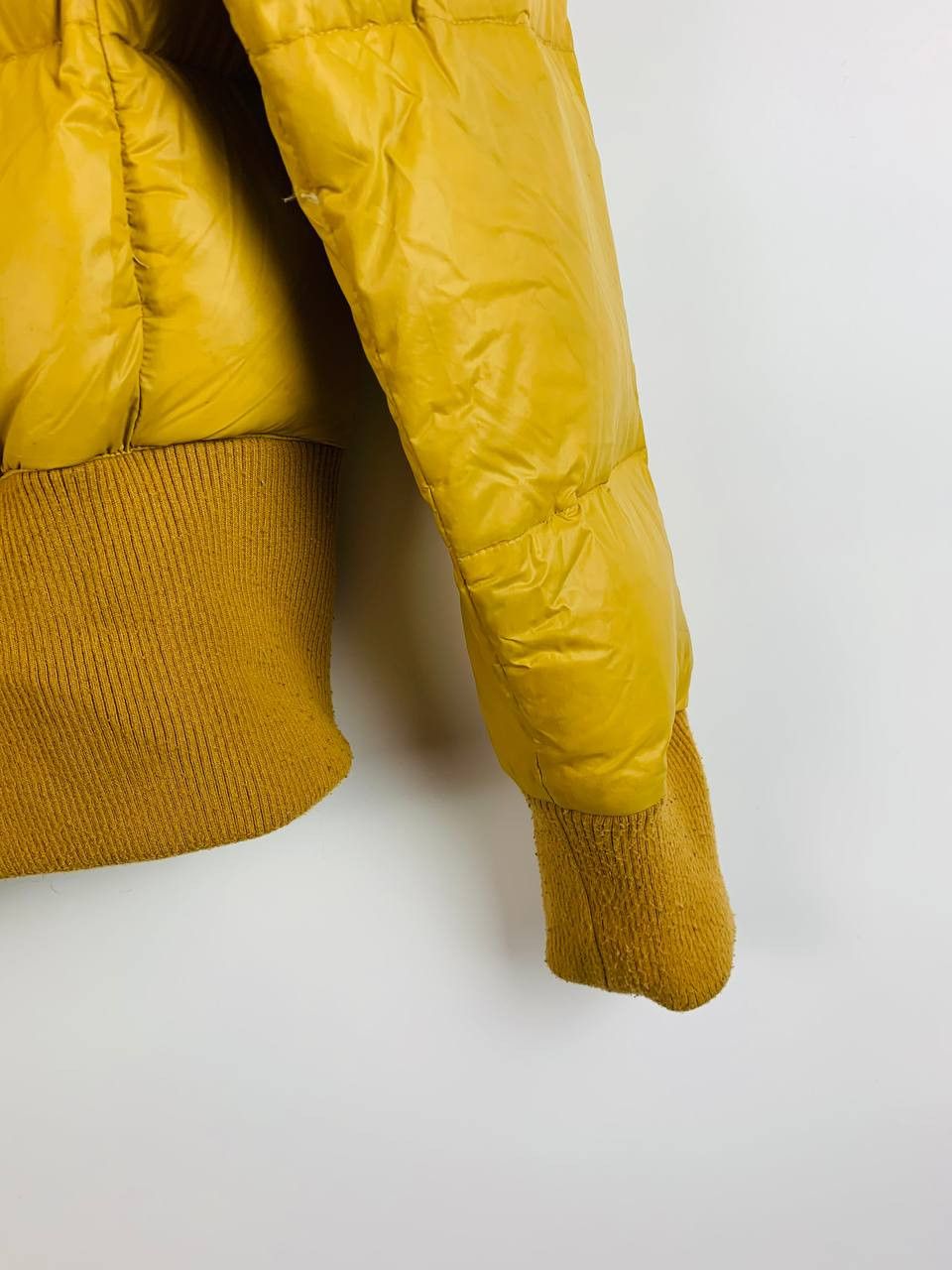 Nike Nike vintage Down Jacket yellow XXS Size US XXS / EU 40 - 19 Thumbnail
