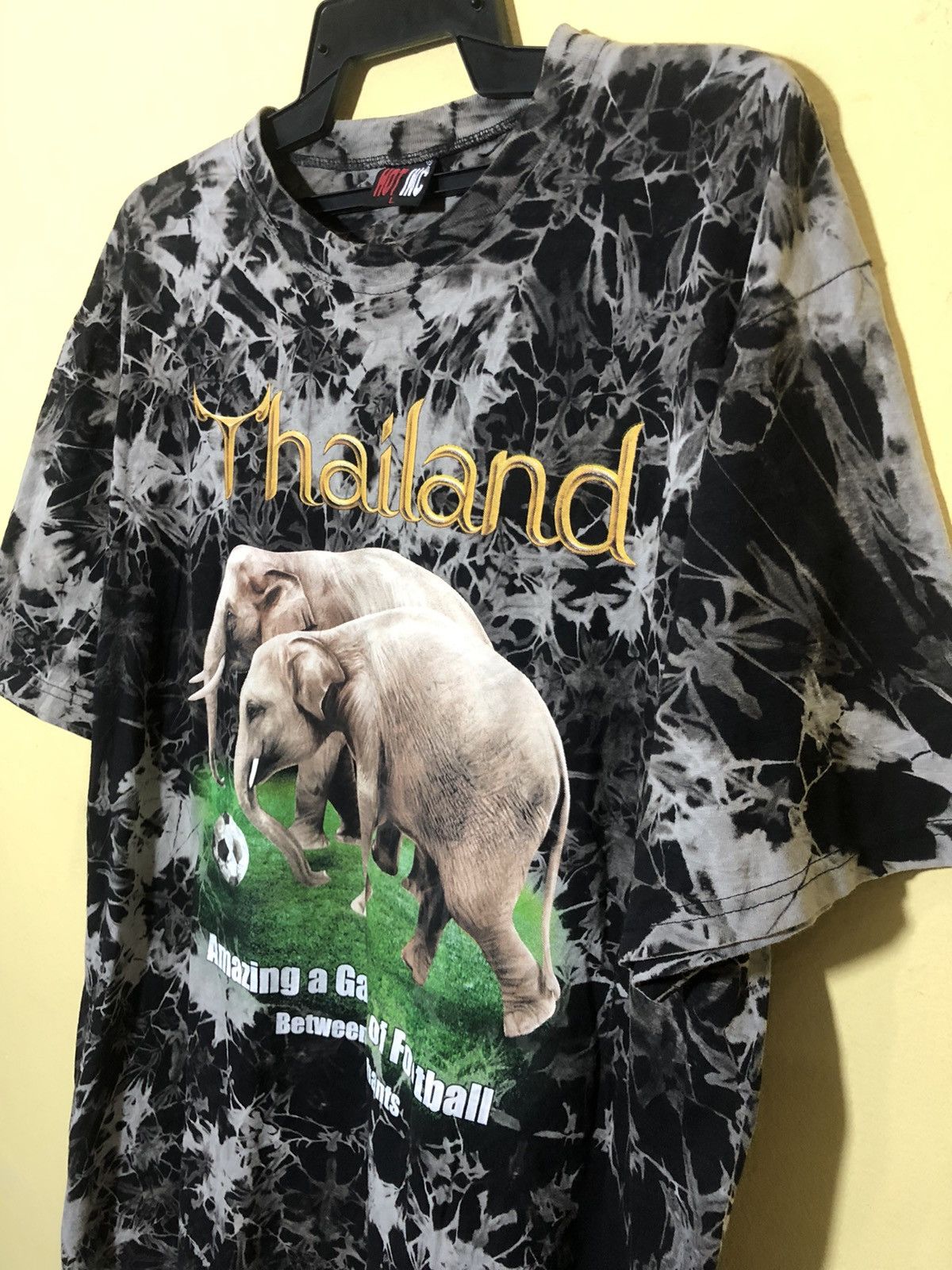 Other Animal Tee Elephants THAILAND rare design Size US L / EU 52-54 / 3 - 3 Thumbnail