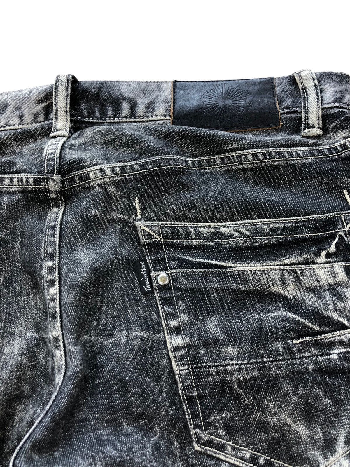 Tornado Mart 2000s Tornado Mart Stone Wash Flare Jeans Size US 33 - 8 Thumbnail