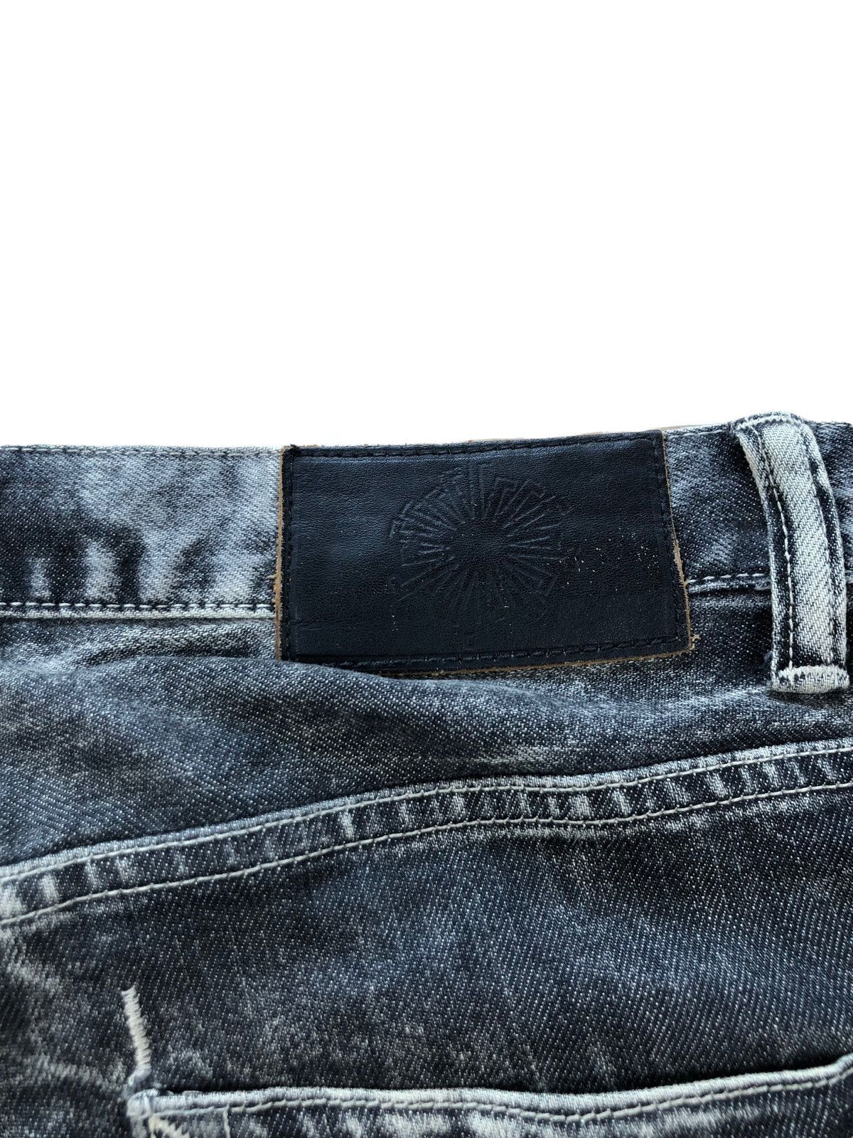 Tornado Mart 2000s Tornado Mart Stone Wash Flare Jeans Size US 33 - 7 Thumbnail