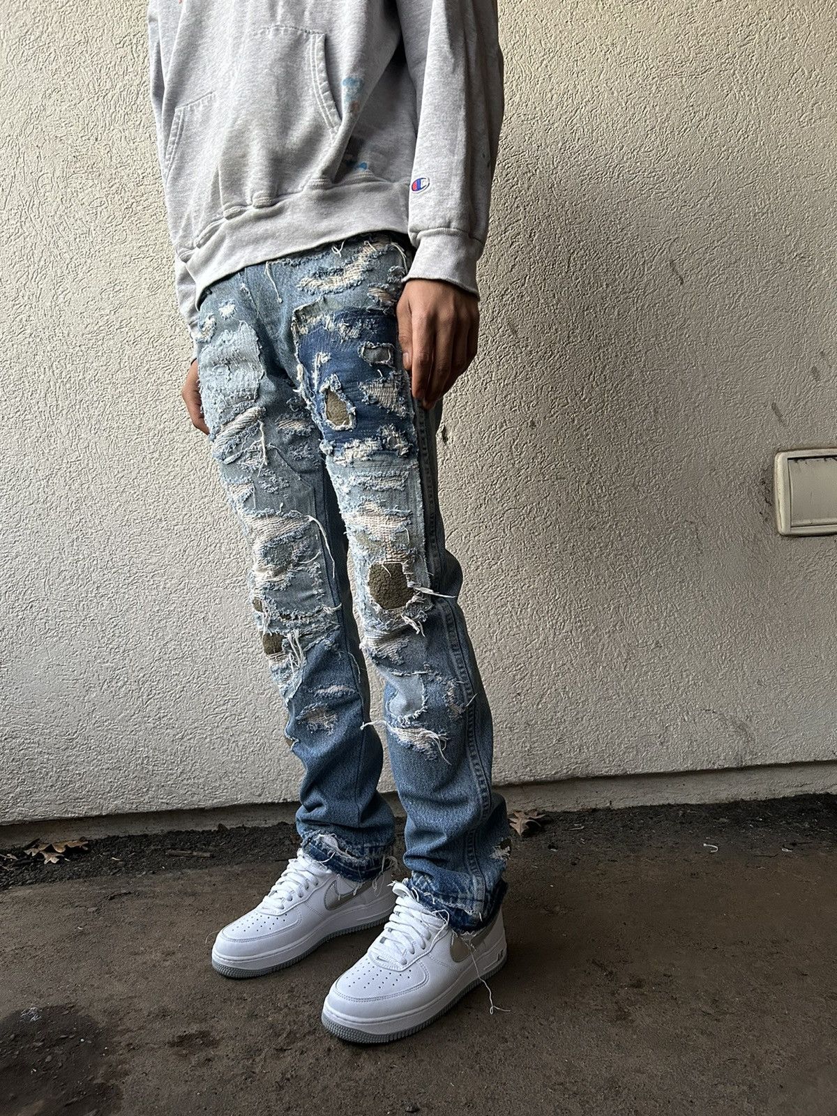 Japanese Brand 1 of 1 Reworked + Repaired Double Knee Denim Size US 31 - 7 Thumbnail