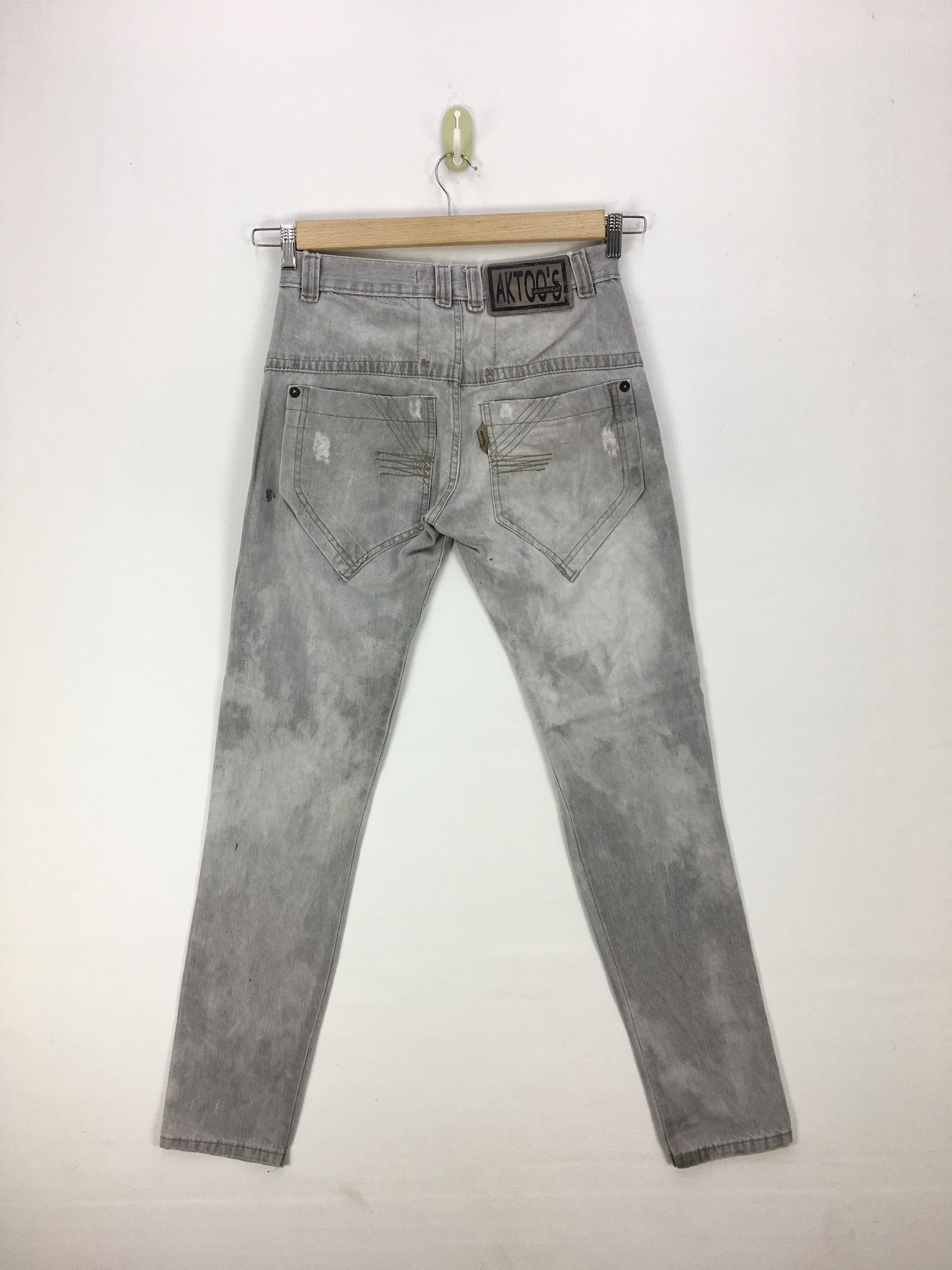 Japanese Brand Aktoos Jeans Paint Splash Pants Japanese Light Wash Denim Size US 30 / EU 46 - 2 Thumbnail