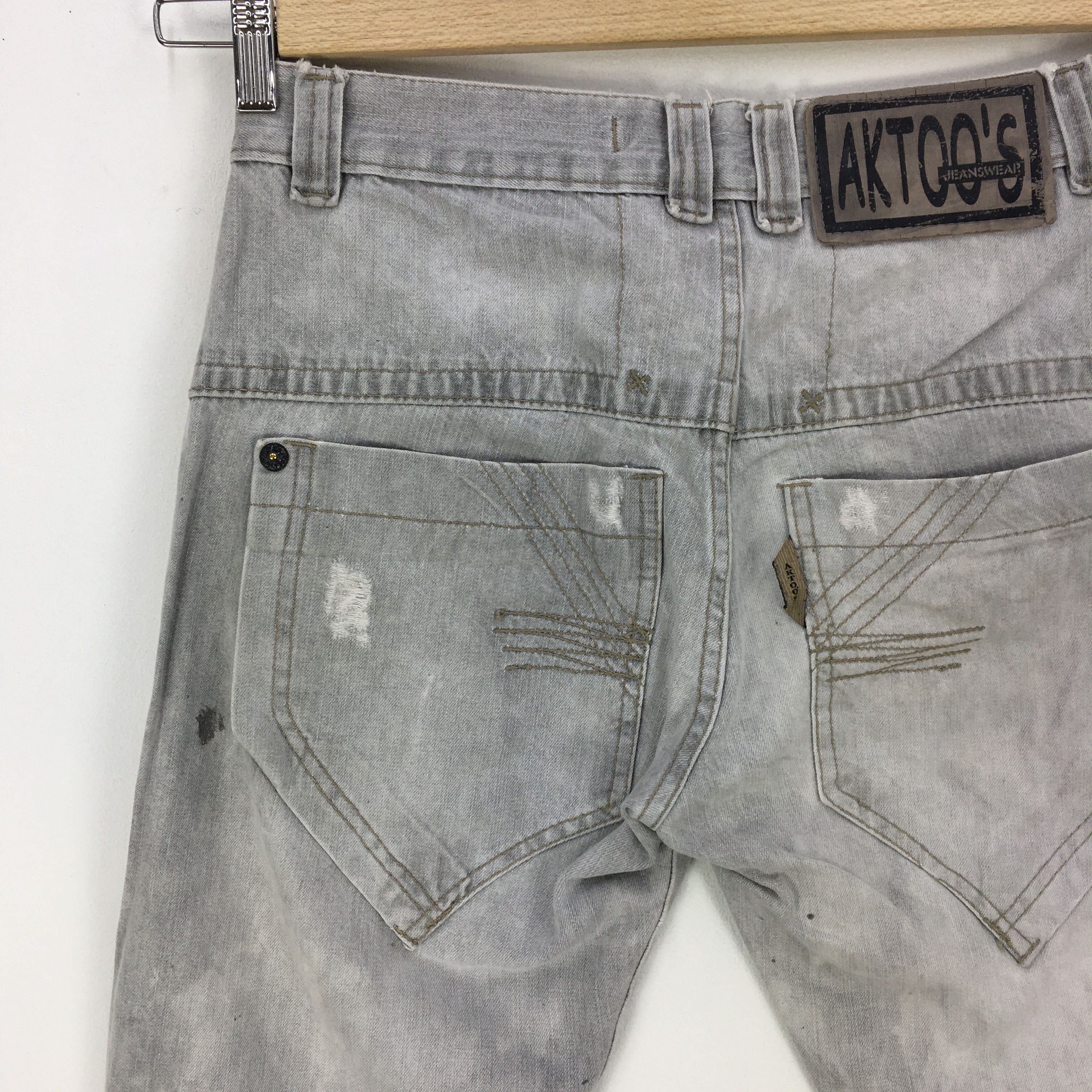 Japanese Brand Aktoos Jeans Paint Splash Pants Japanese Light Wash Denim Size US 30 / EU 46 - 9 Thumbnail