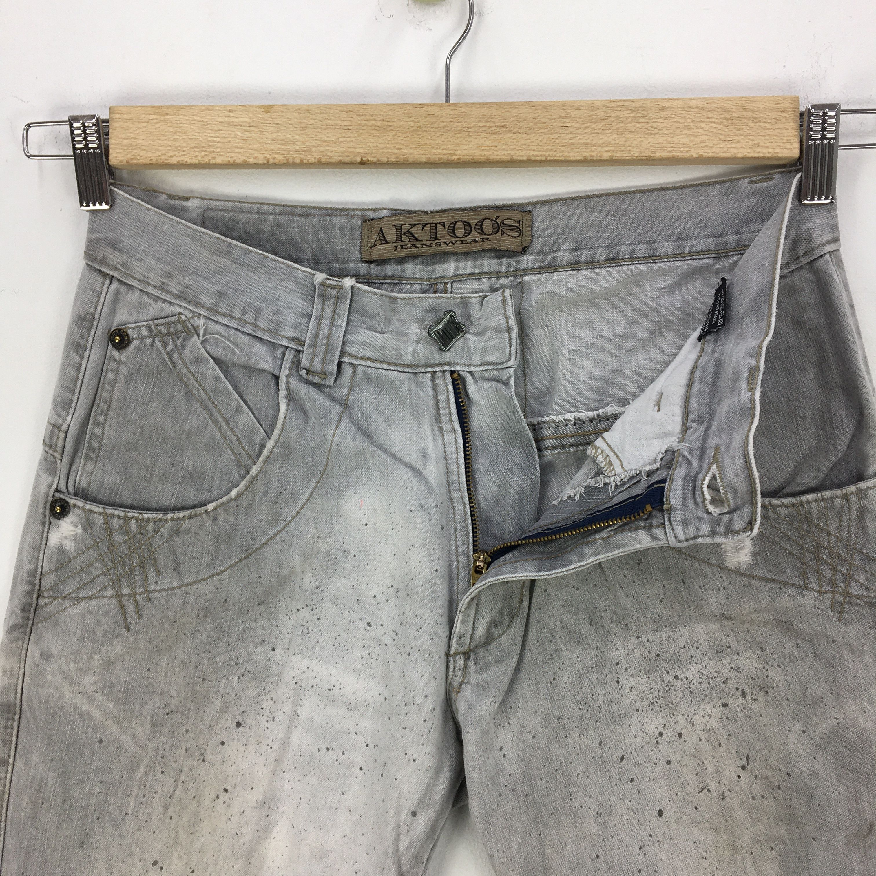 Japanese Brand Aktoos Jeans Paint Splash Pants Japanese Light Wash Denim Size US 30 / EU 46 - 13 Thumbnail