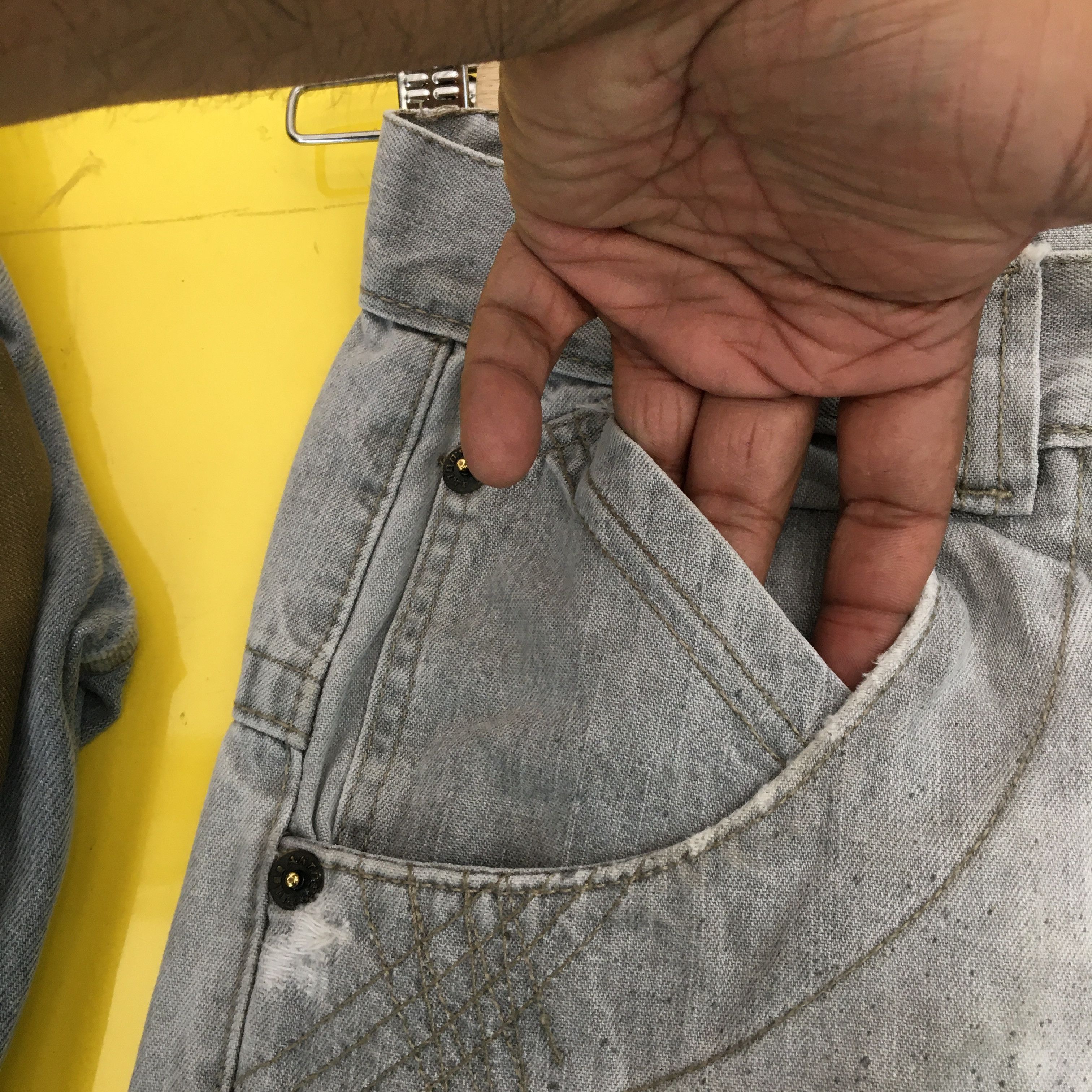 Japanese Brand Aktoos Jeans Paint Splash Pants Japanese Light Wash Denim Size US 30 / EU 46 - 19 Thumbnail