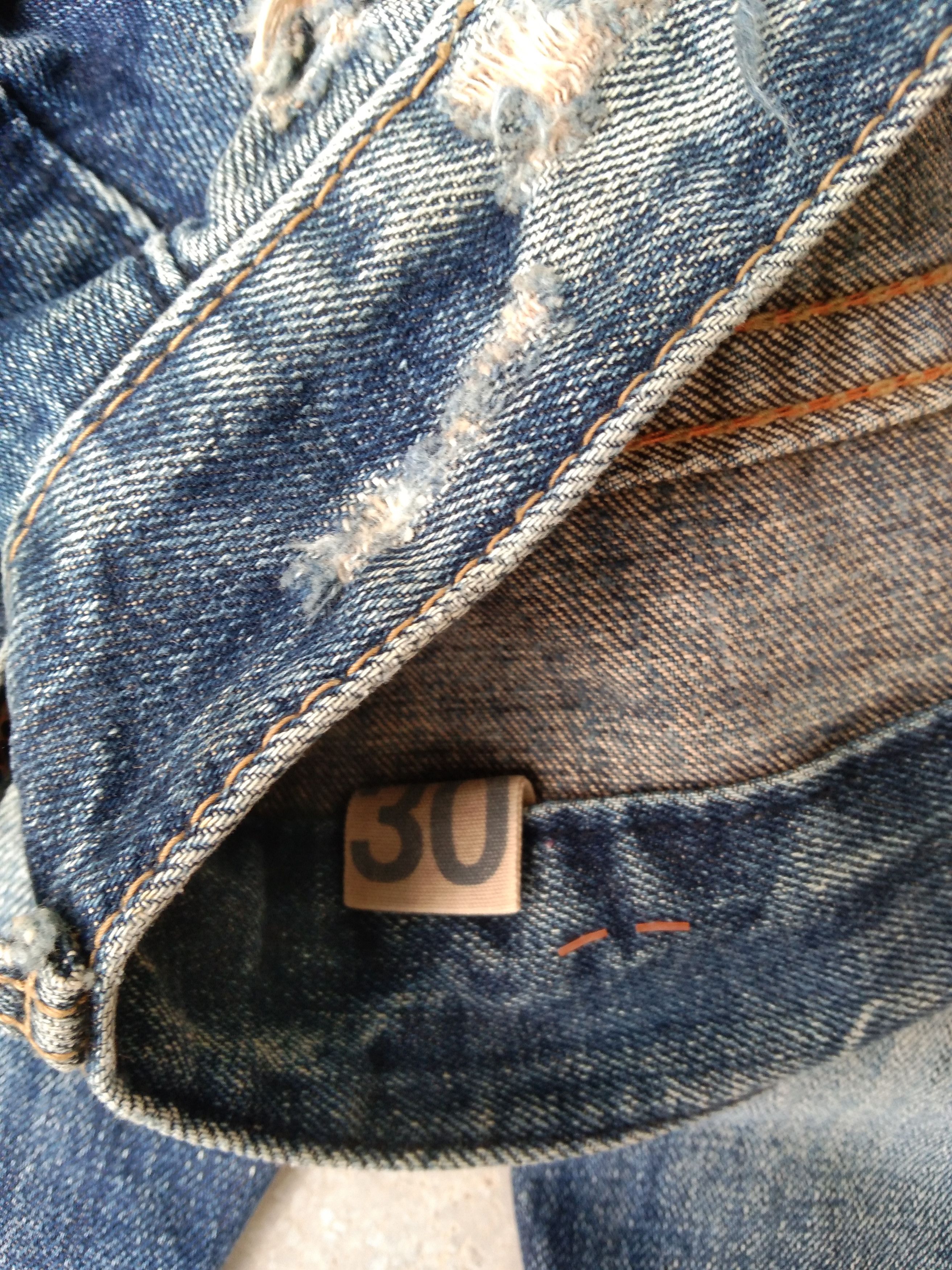 Japanese Brand Vintage Yoshitomo Nara Lolita Distressed Jeans 30x35 Size US 30 / EU 46 - 8 Thumbnail