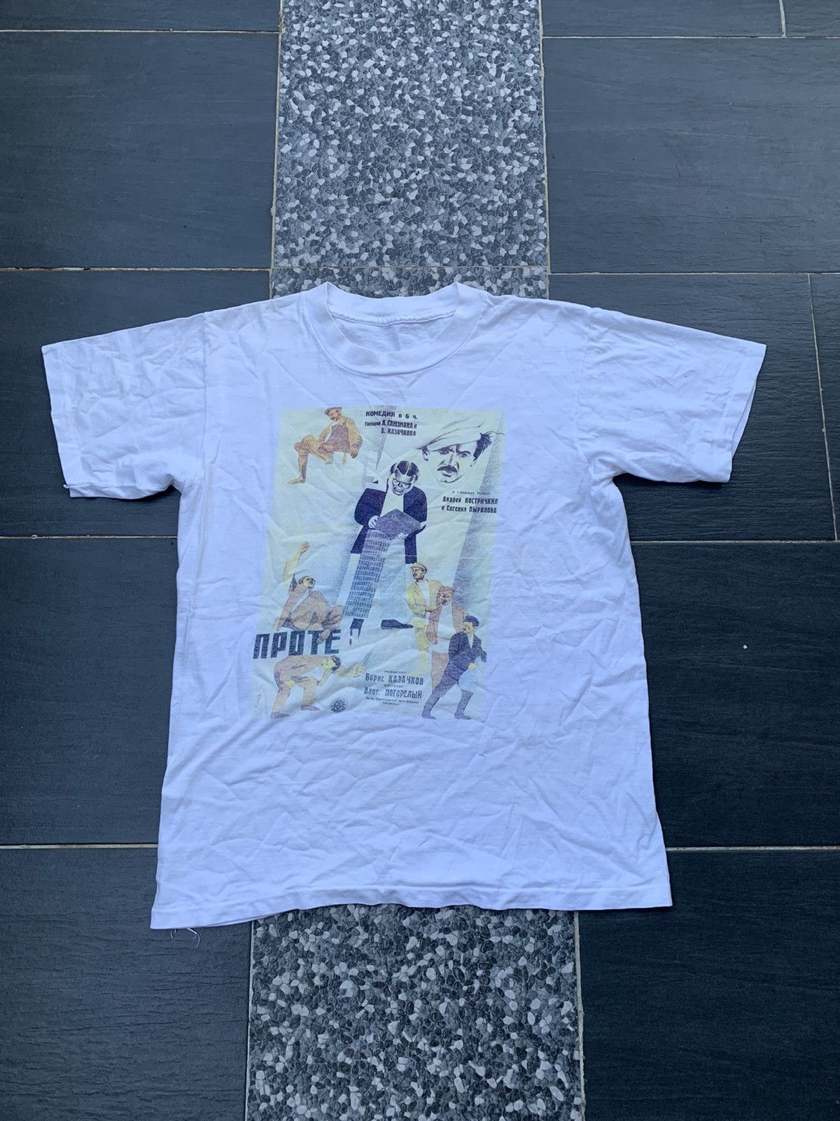 Vintage Vintage Russian Comedy T- Shirt Size US S / EU 44-46 / 1 - 1 Thumbnail