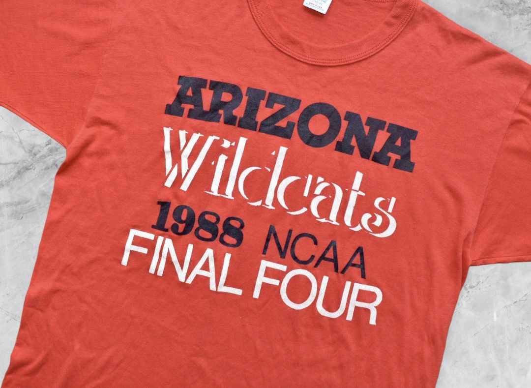 Russell Athletic Vintage ‘88 Final Four Arizona Wildcats T-shirt (L) Size US L / EU 52-54 / 3 - 2 Thumbnail