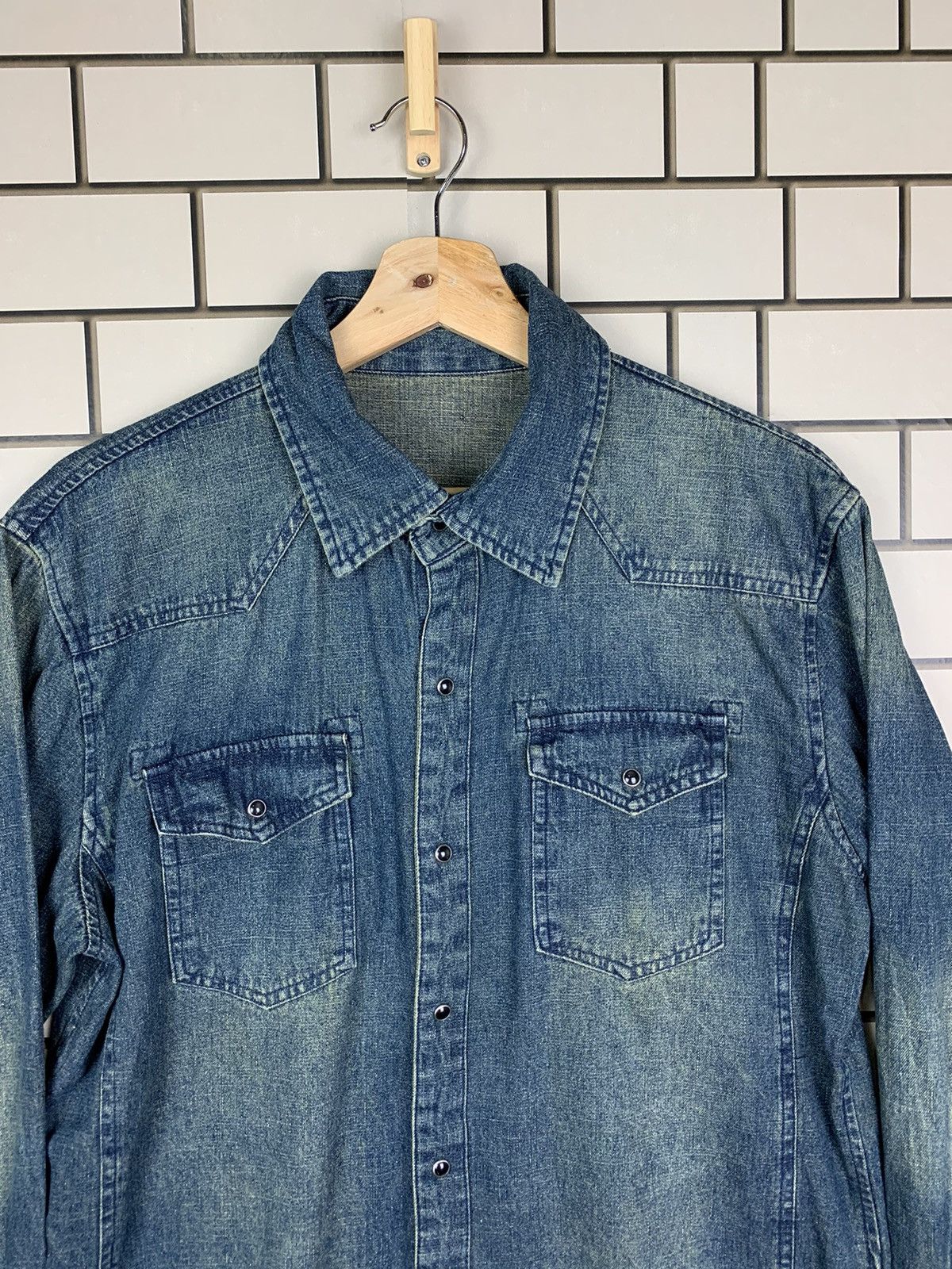 Japanese Brand × Vintage Vintage Japanese Brand Western Denim Button Ups Shirts Size US L / EU 52-54 / 3 - 2 Thumbnail