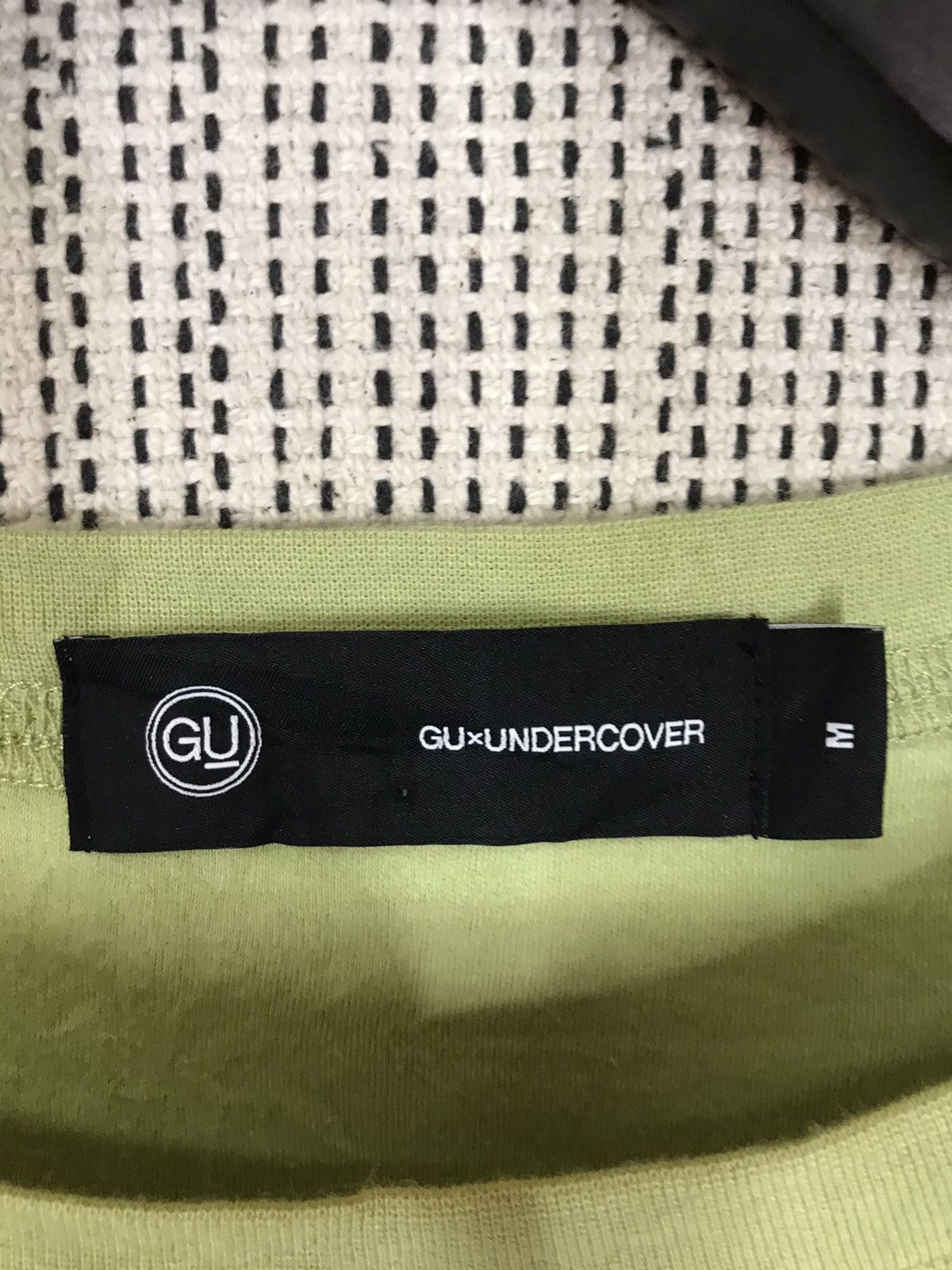 GU × Undercover ‼️UNDERCOVER X GU MESH SMALL LOGO APPLE TSHIRT‼️ Size M / US 6-8 / IT 42-44 - 4 Thumbnail