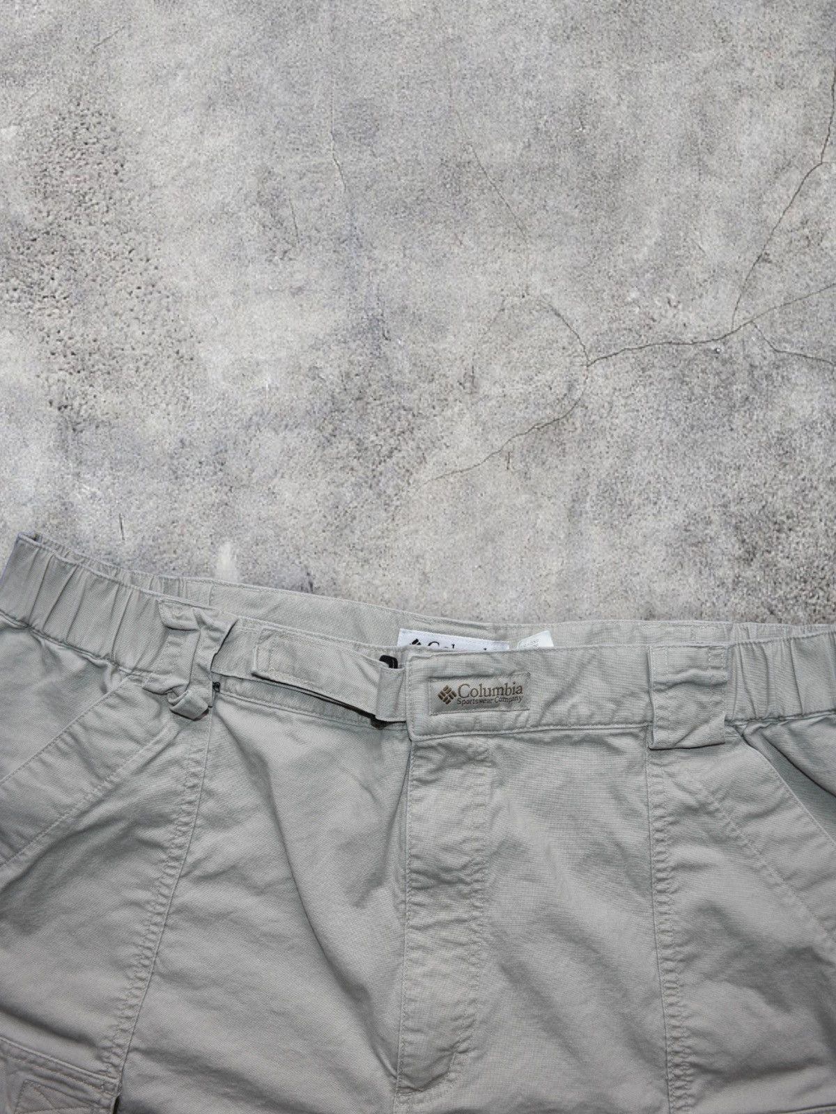Columbia × Vintage Vintage Columbia Outdoor Shorts (36) Size US 36 / EU 52 - 5 Thumbnail