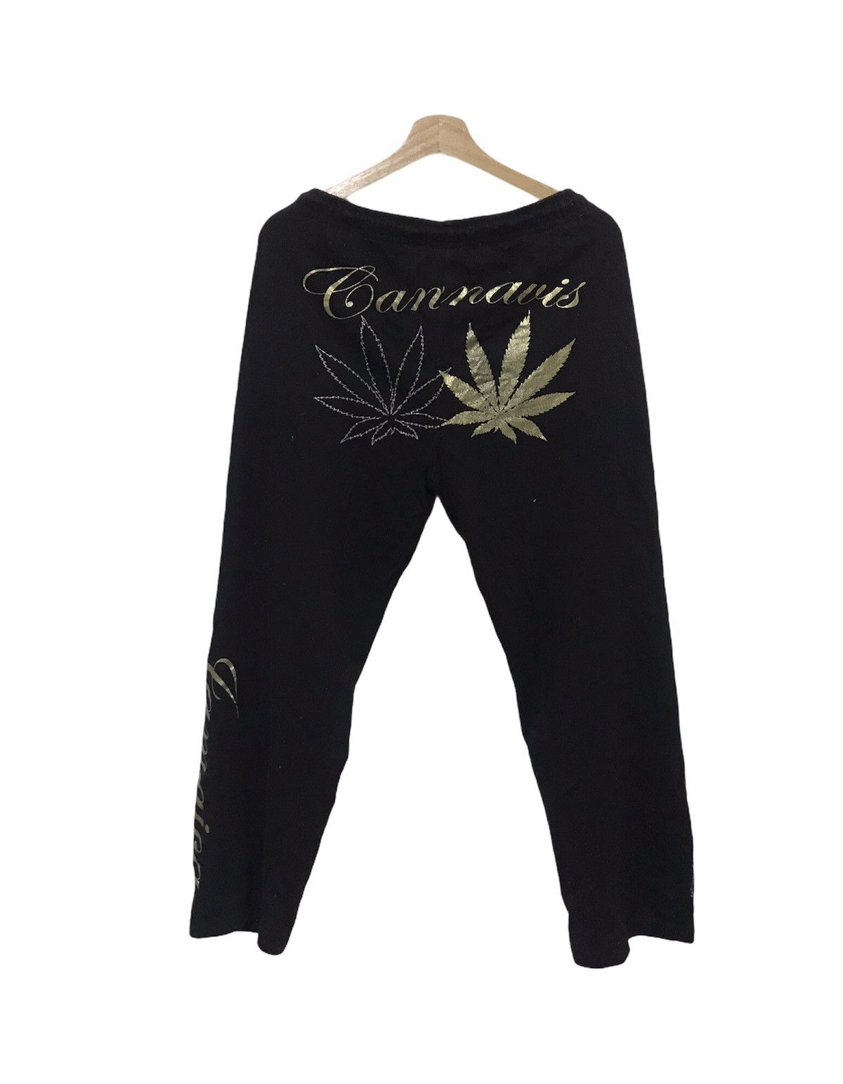 Japanese Brand Cannabis Wonder Walls Joggerpants Size US 30 / EU 46 - 1 Thumbnail