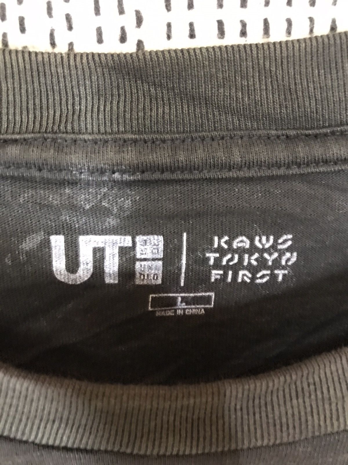 Kaws × Uniqlo ‼️KAWS TOKYO FIRST BY UNIQLO MASTERPIECE DESIGN ‼️ Size US L / EU 52-54 / 3 - 4 Thumbnail