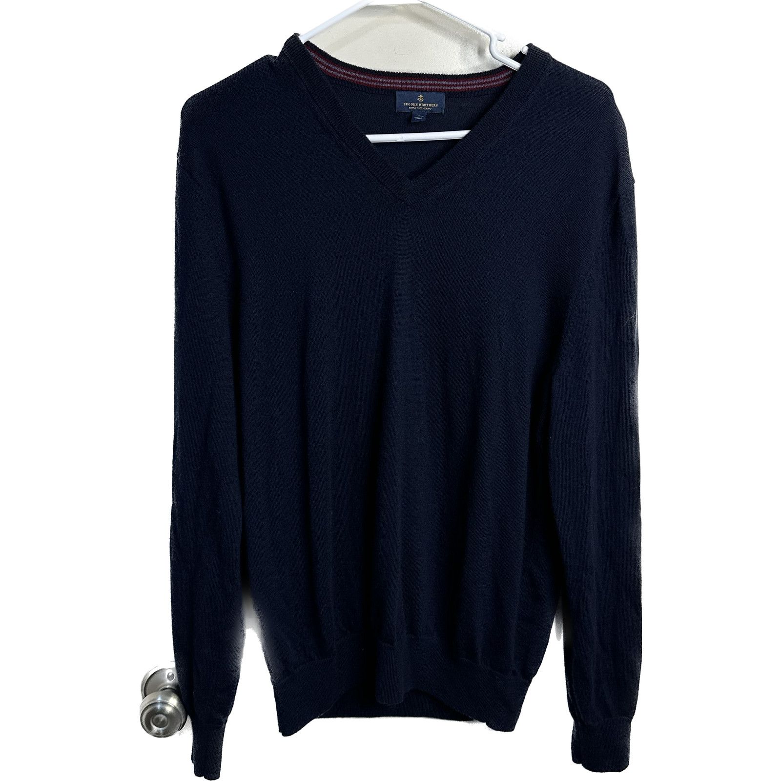 Brooks Brothers Brooks Brothers Navy Blue V-Neck Merino Wool Sweater Size L Size US L / EU 52-54 / 3 - 1 Thumbnail
