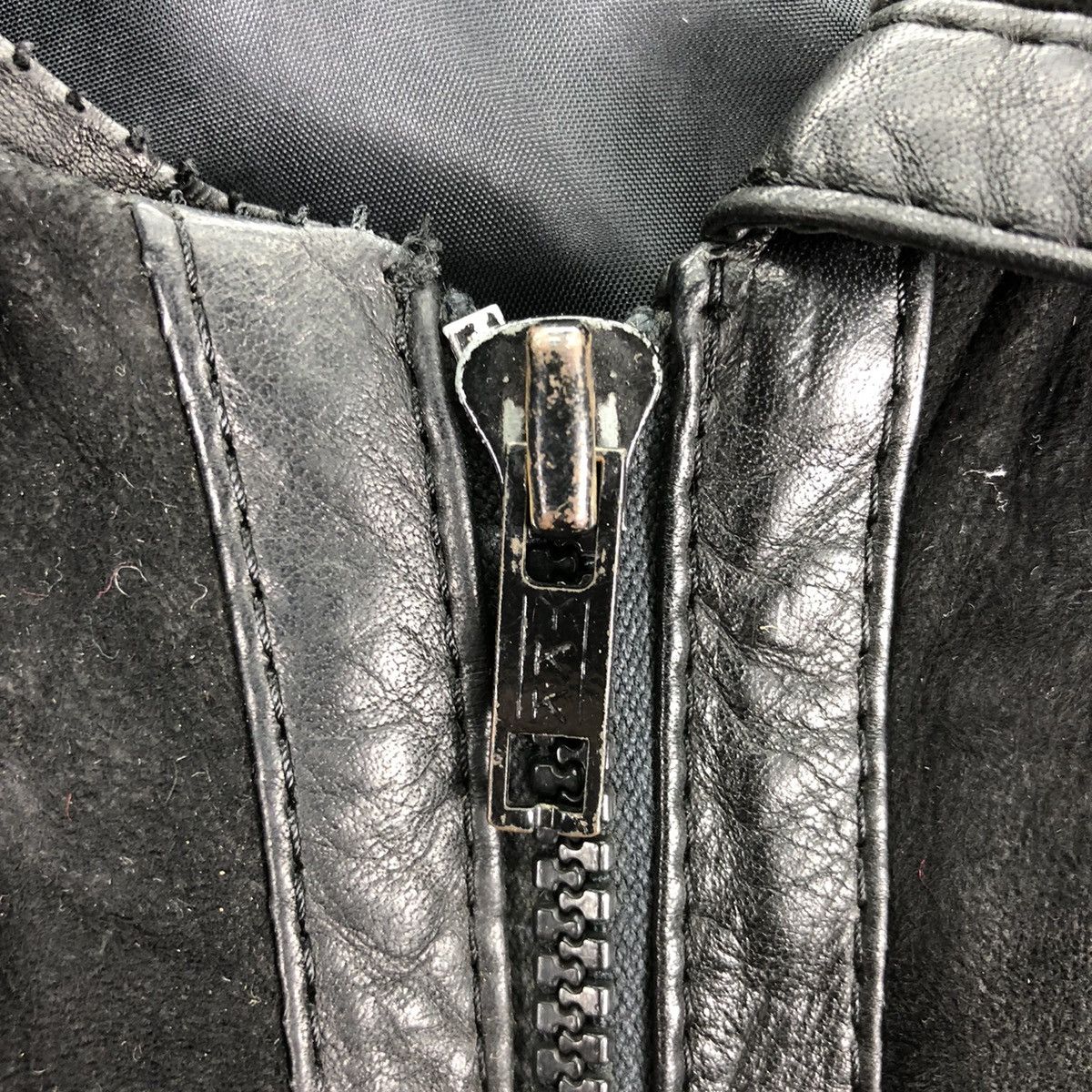 Japanese Brand Vintage 80's Suede Leather Zipper Jacket by Suede Life Size US M / EU 48-50 / 2 - 13 Thumbnail