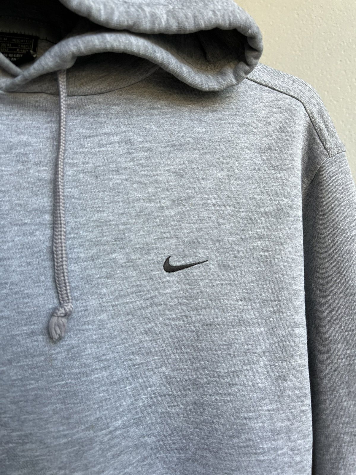 Nike × Vintage Vintage Thrashed Nike Swoosh Hoodie Crewneck Size US M / EU 48-50 / 2 - 4 Thumbnail
