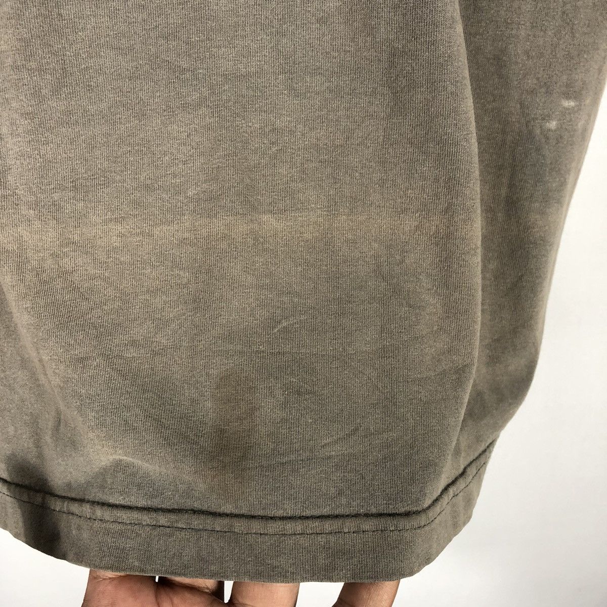 Vintage × Von Dutch 🔥Thrash🔥90s Von Dutch Velvet Big Spellout Sun Faded Tee Size US L / EU 52-54 / 3 - 11 Thumbnail