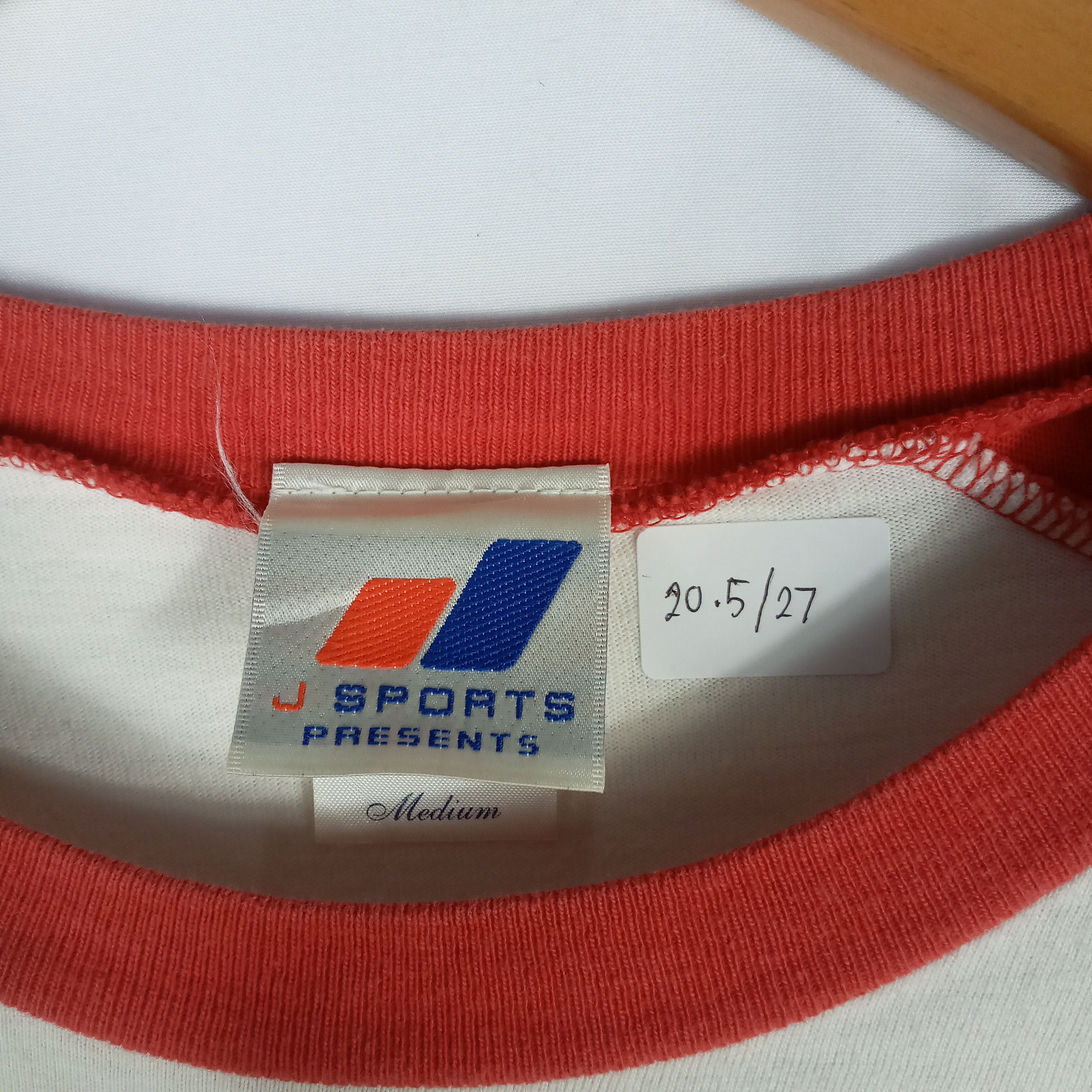 Japanese Brand × Vintage × WWE Vintage New Japan Pro Wrestling Cartoon Mascot Raglan Tee Size US M / EU 48-50 / 2 - 8 Thumbnail