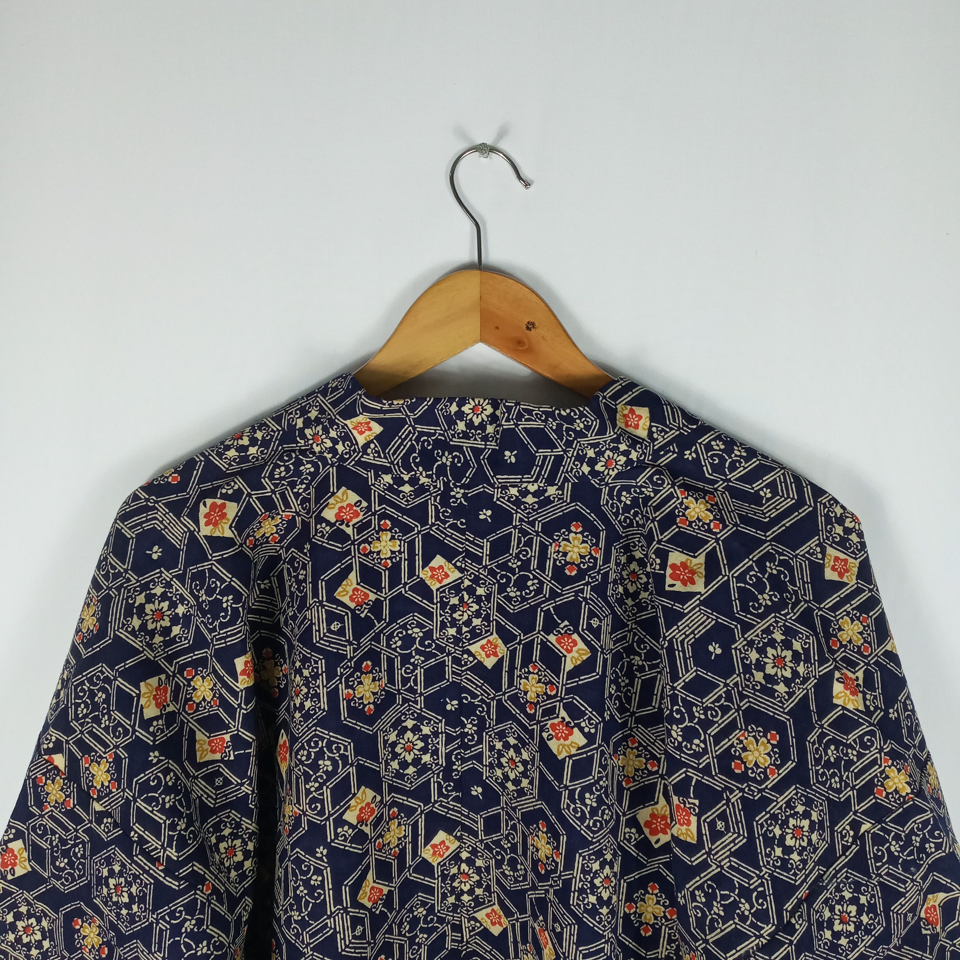 Japanese Brand × Vintage Vintage Japanese Traditional Clothes Kimono Paisley Design Size US L / EU 52-54 / 3 - 10 Thumbnail
