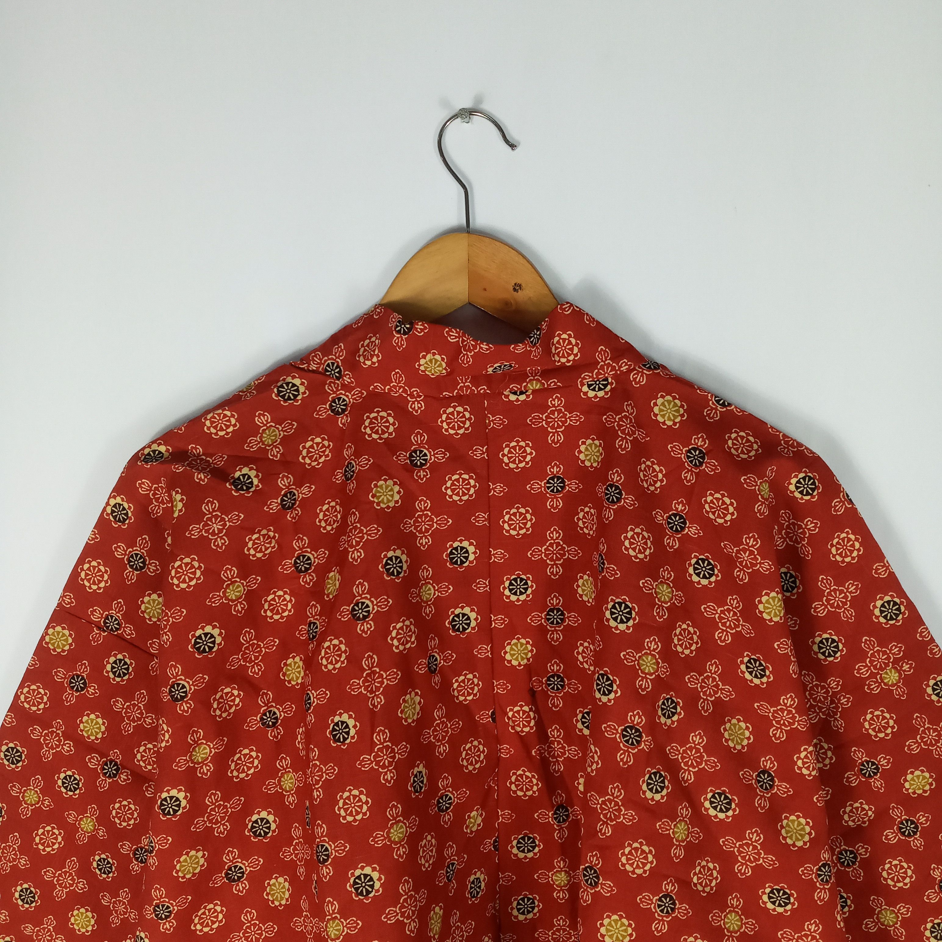 Japanese Brand × Vintage Vintage Japanese Brand Fullprint Colourful Flower Kimono Size US L / EU 52-54 / 3 - 8 Thumbnail