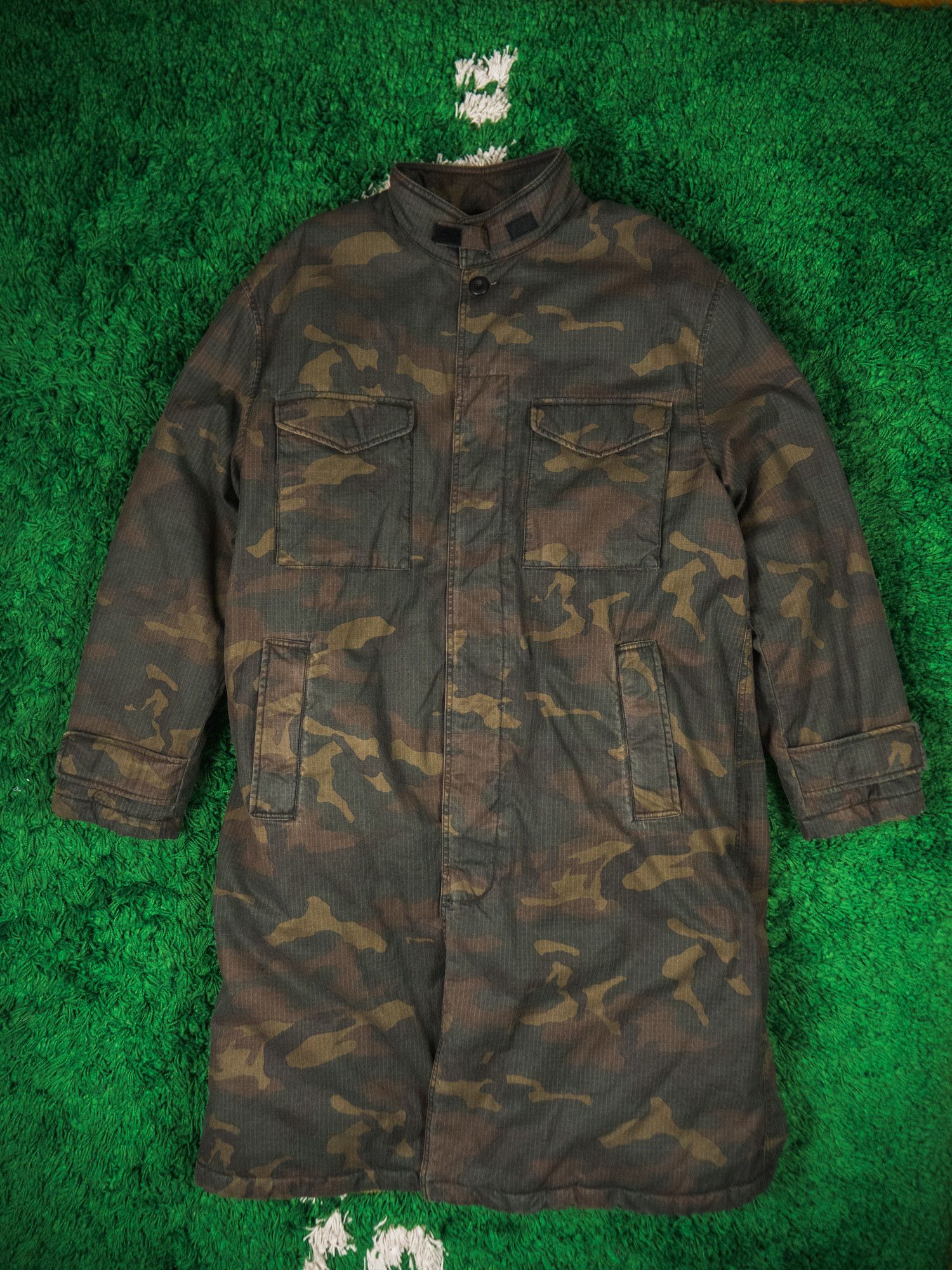 ULTRA RARE! YEEZY SEAOSN TRENCH CAMO COAT DSWT GRAIL