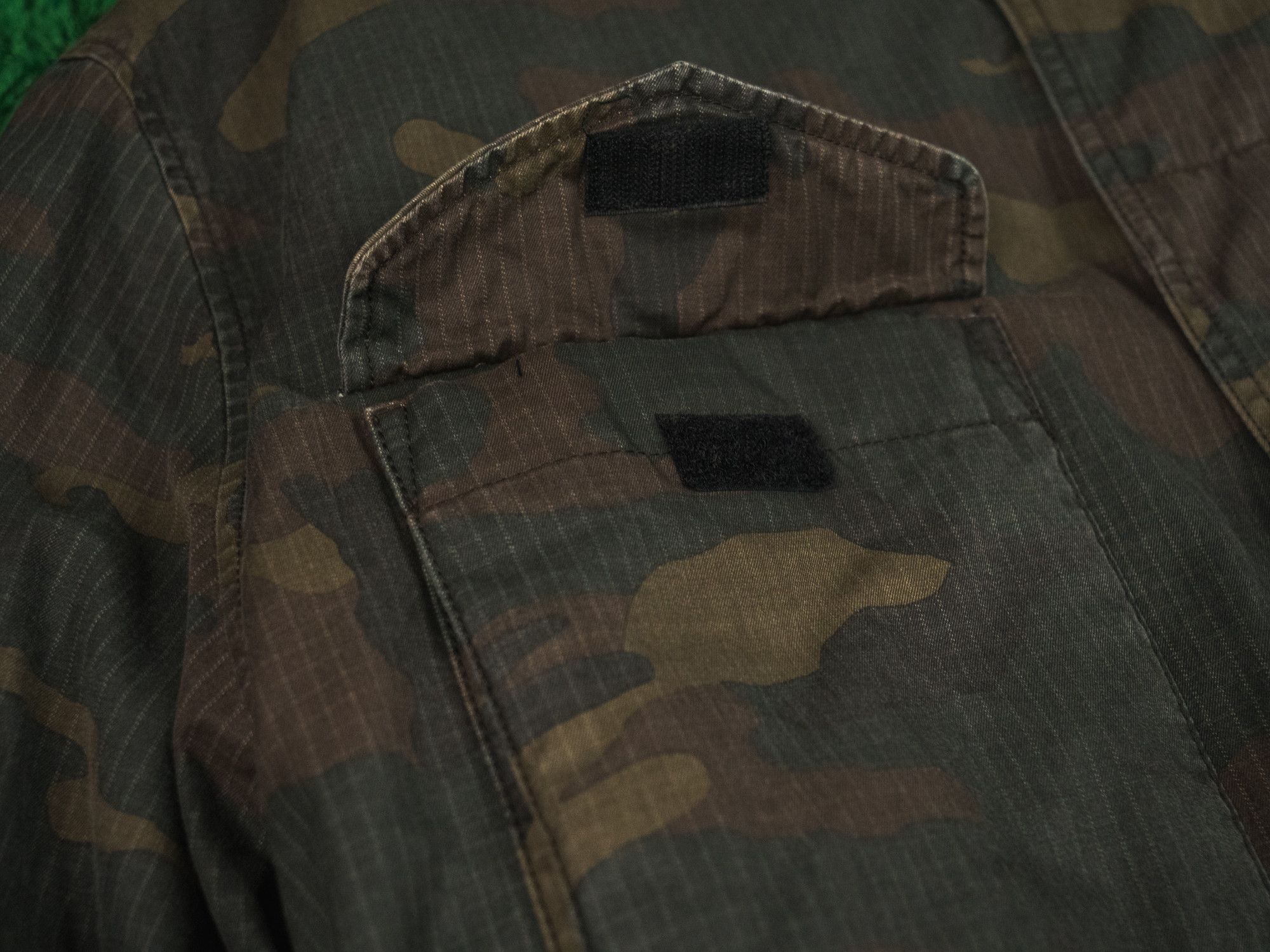 Yeezy ULTRA RARE! YEEZY SEAOSN 1 TRENCH CAMO COAT DSWT GRAIL Size US M / EU 48-50 / 2 - 11 Thumbnail