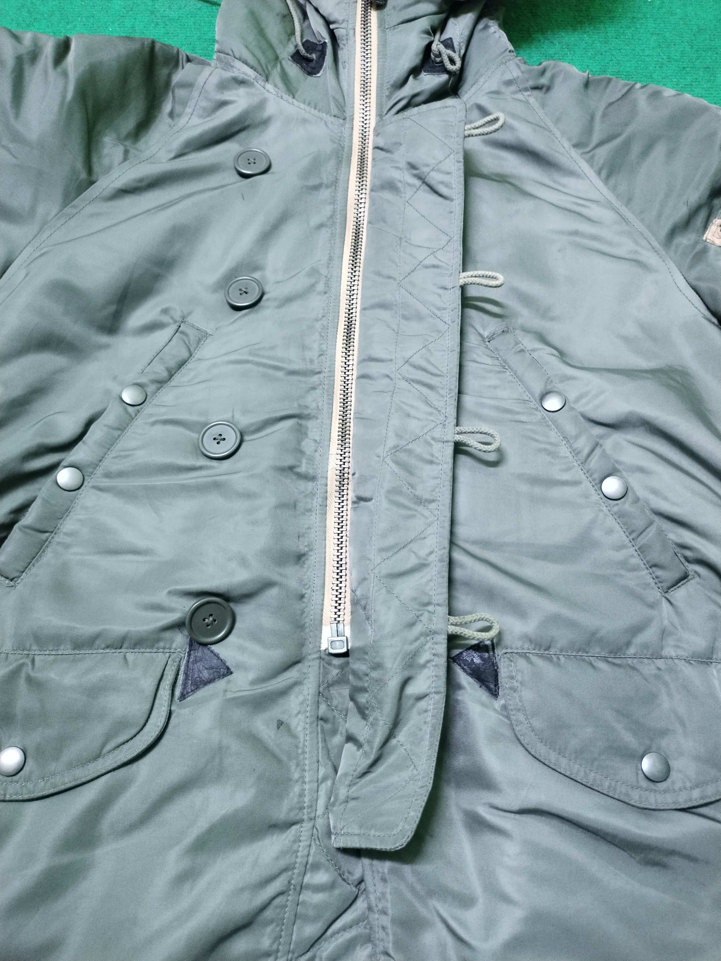 Avirex Vintage Avirex Army Hoodie Jacket Size US L / EU 52-54 / 3 - 8 Thumbnail